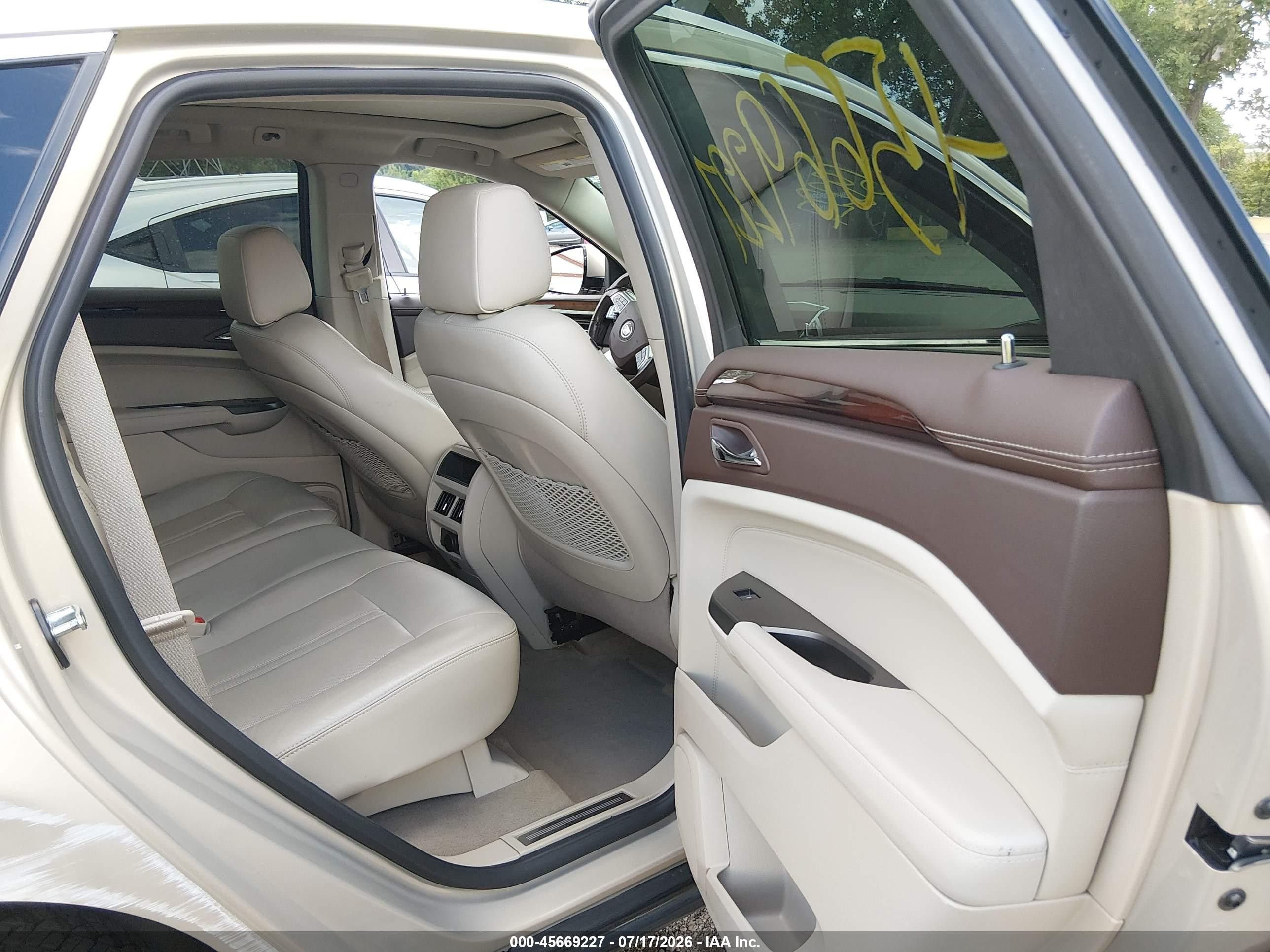 2012 Cadillac Srx Performance Collection Gold vin: 3GYFNBE34CS603759