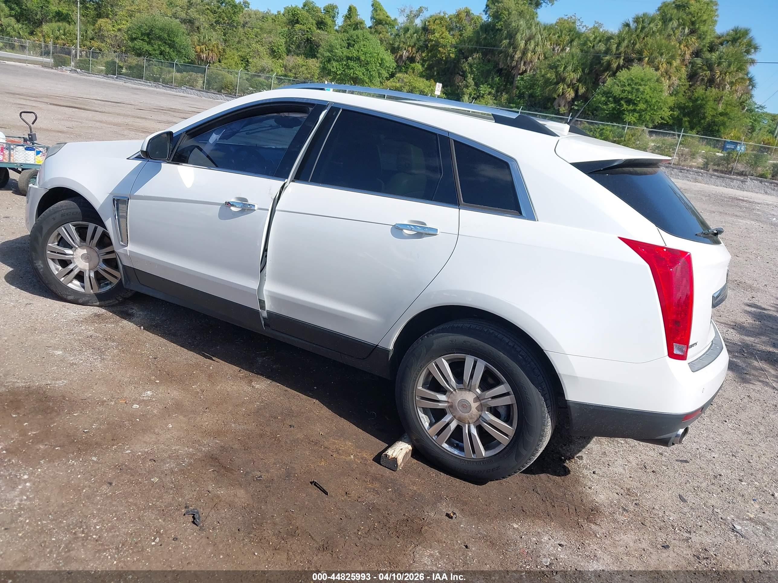 2014 Cadillac Srx Luxury Collection White vin: 3GYFNBE34ES630883
