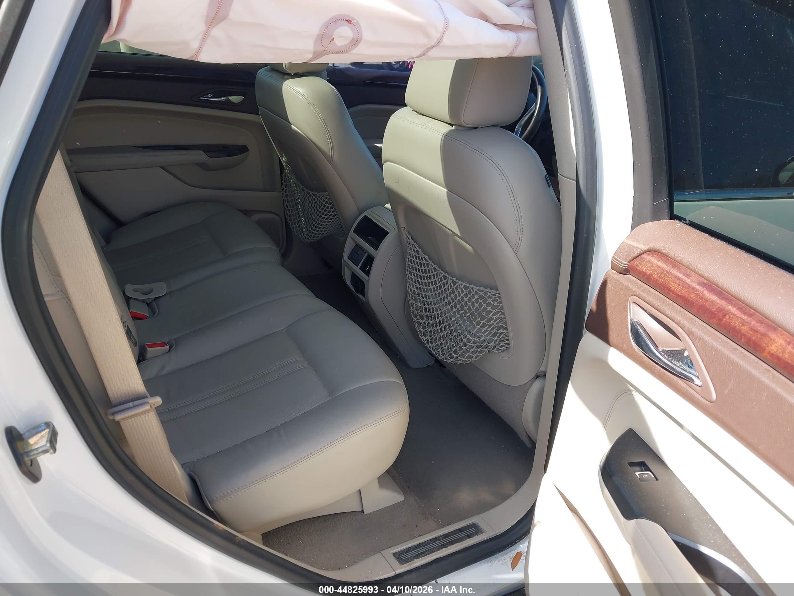 2014 Cadillac Srx Luxury Collection White vin: 3GYFNBE34ES630883