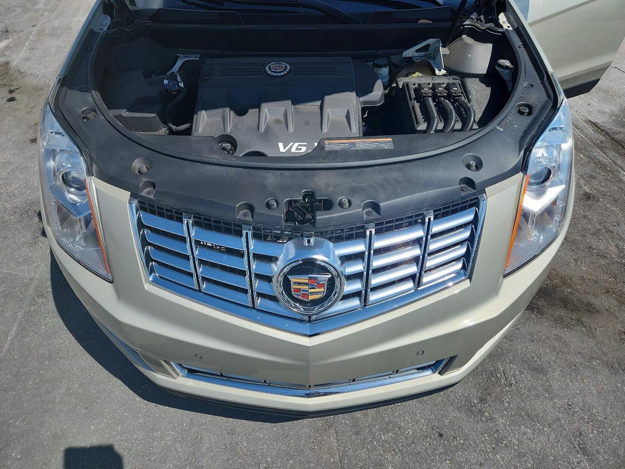2014 Cadillac Srx Luxury Collection Beige vin: 3GYFNBE34ES682126