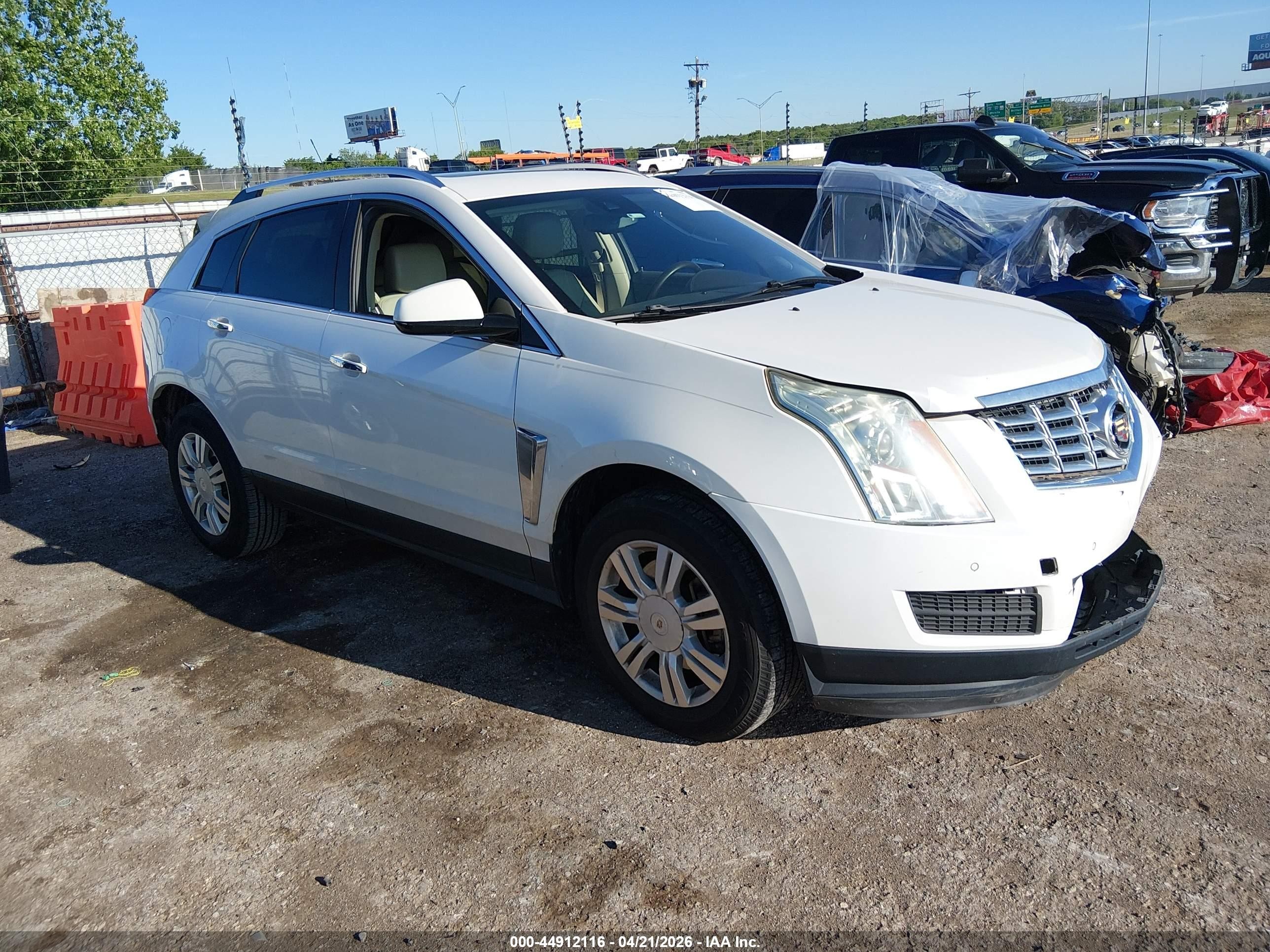 2015 Cadillac Srx Luxury Collection White vin: 3GYFNBE34FS547973