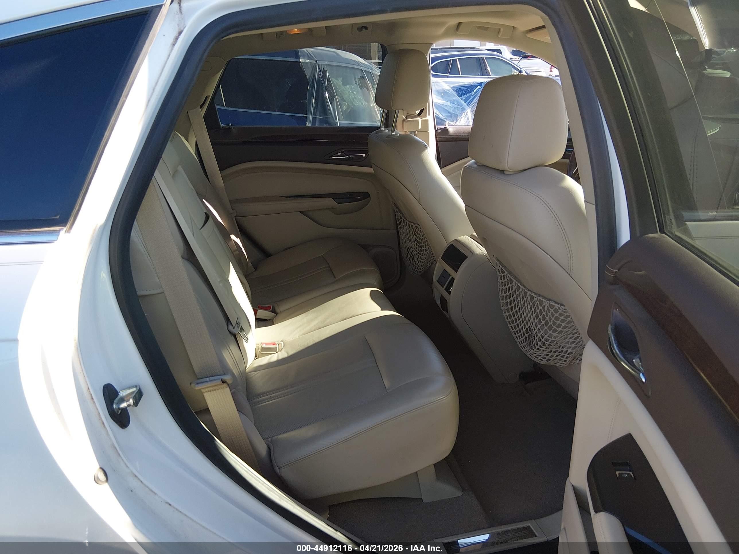 2015 Cadillac Srx Luxury Collection White vin: 3GYFNBE34FS547973