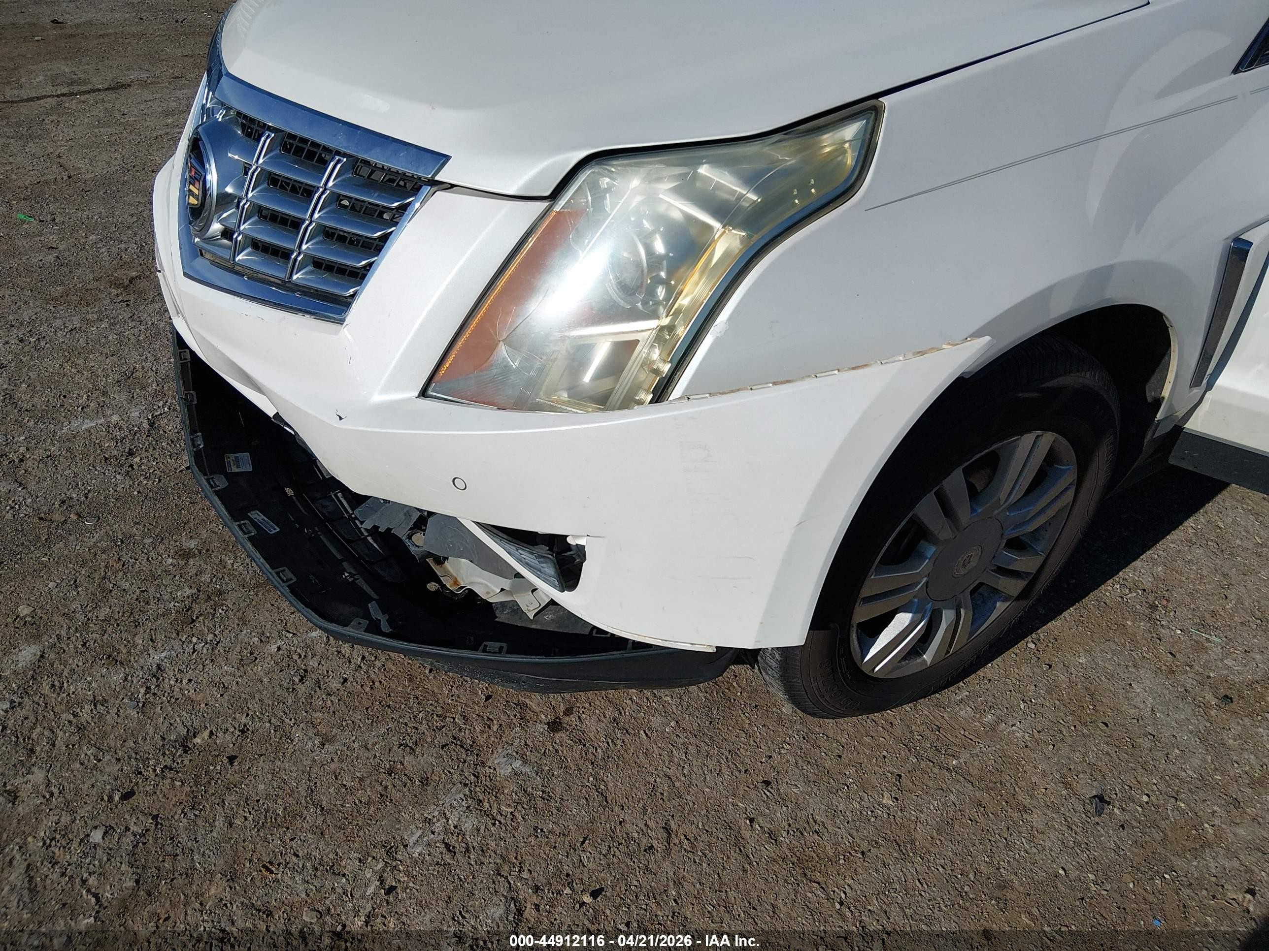 2015 Cadillac Srx Luxury Collection White vin: 3GYFNBE34FS547973