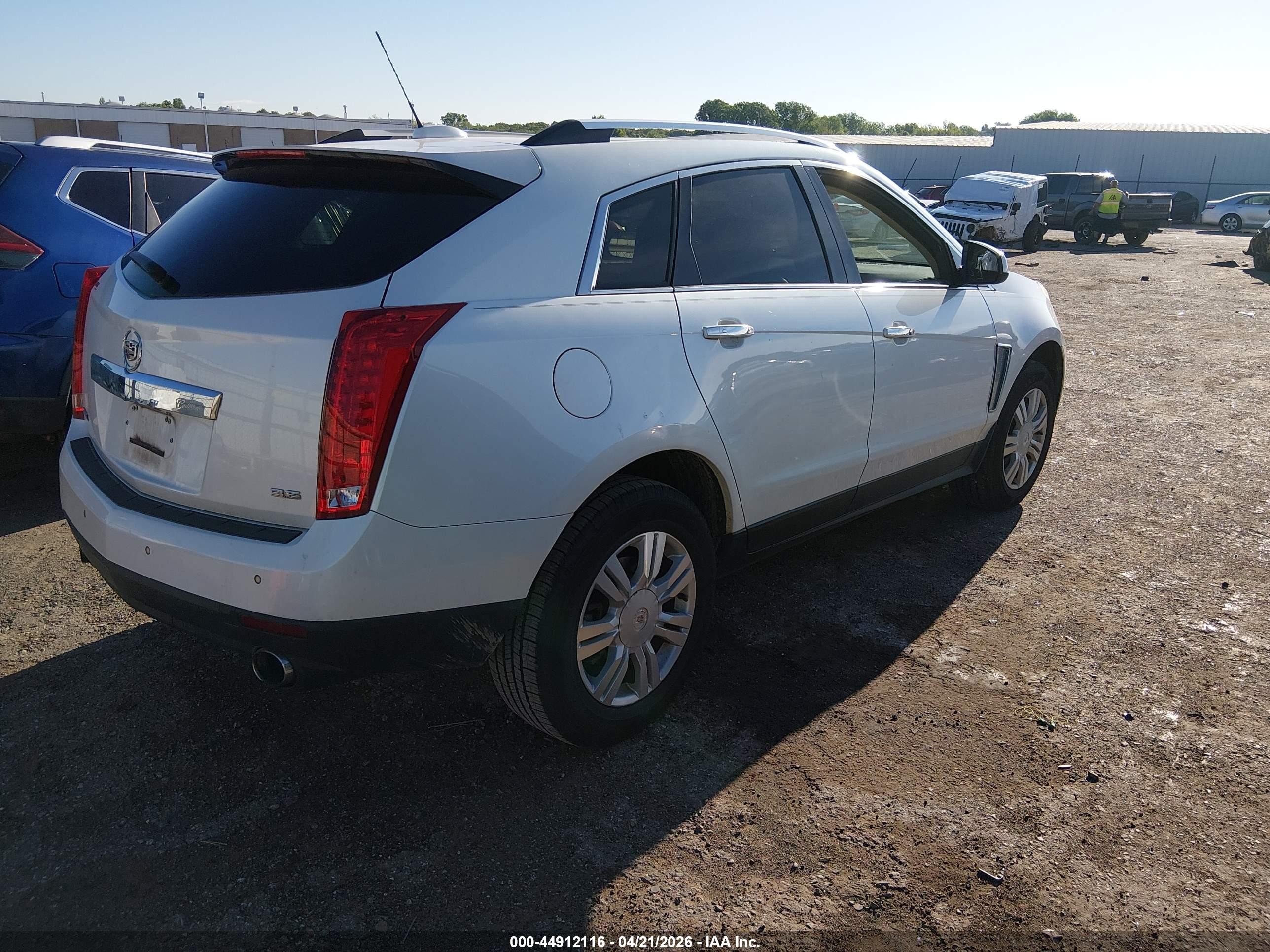 2015 Cadillac Srx Luxury Collection White vin: 3GYFNBE34FS547973