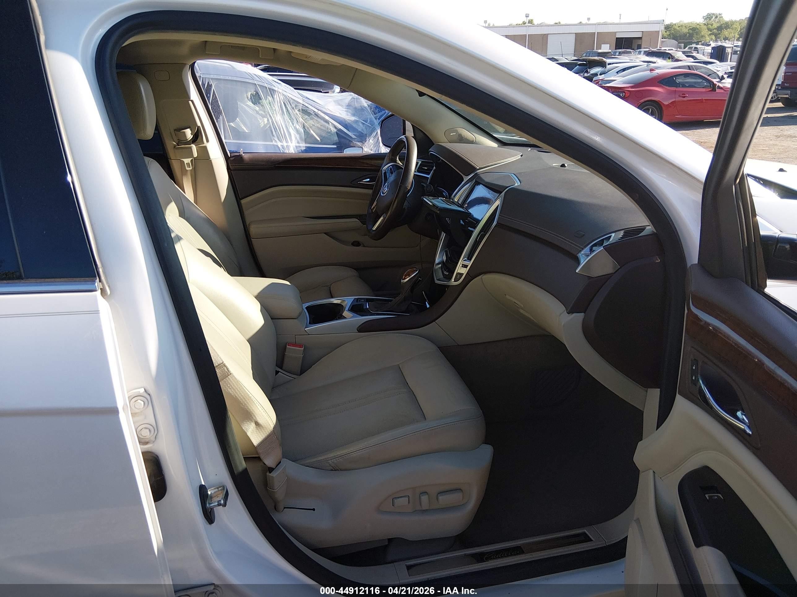 2015 Cadillac Srx Luxury Collection White vin: 3GYFNBE34FS547973