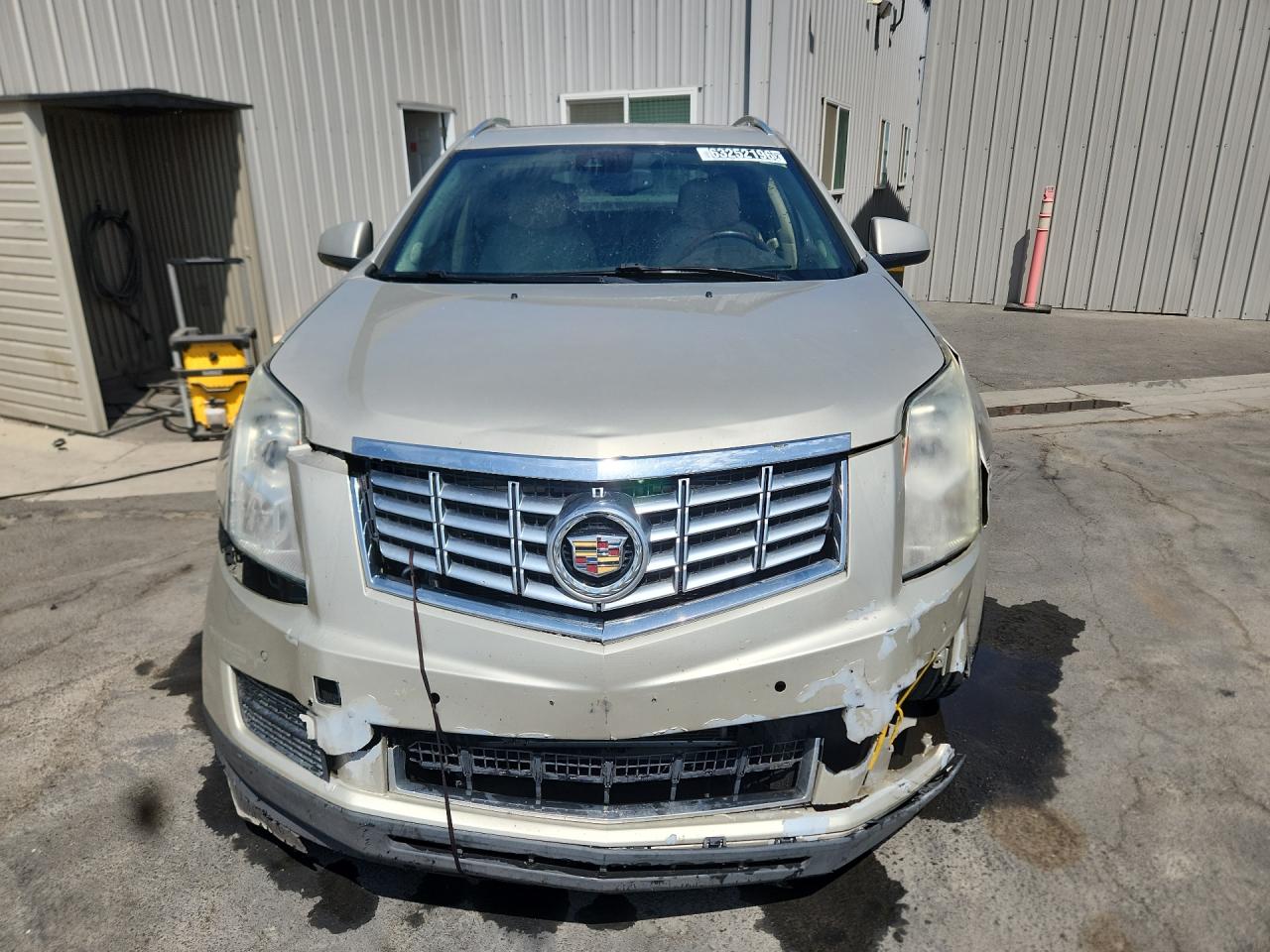 2015 Cadillac Srx Luxury Collection Tan vin: 3GYFNBE34FS584635 Damage: Front Bumper Reinforcement, Broken, Replacement Required