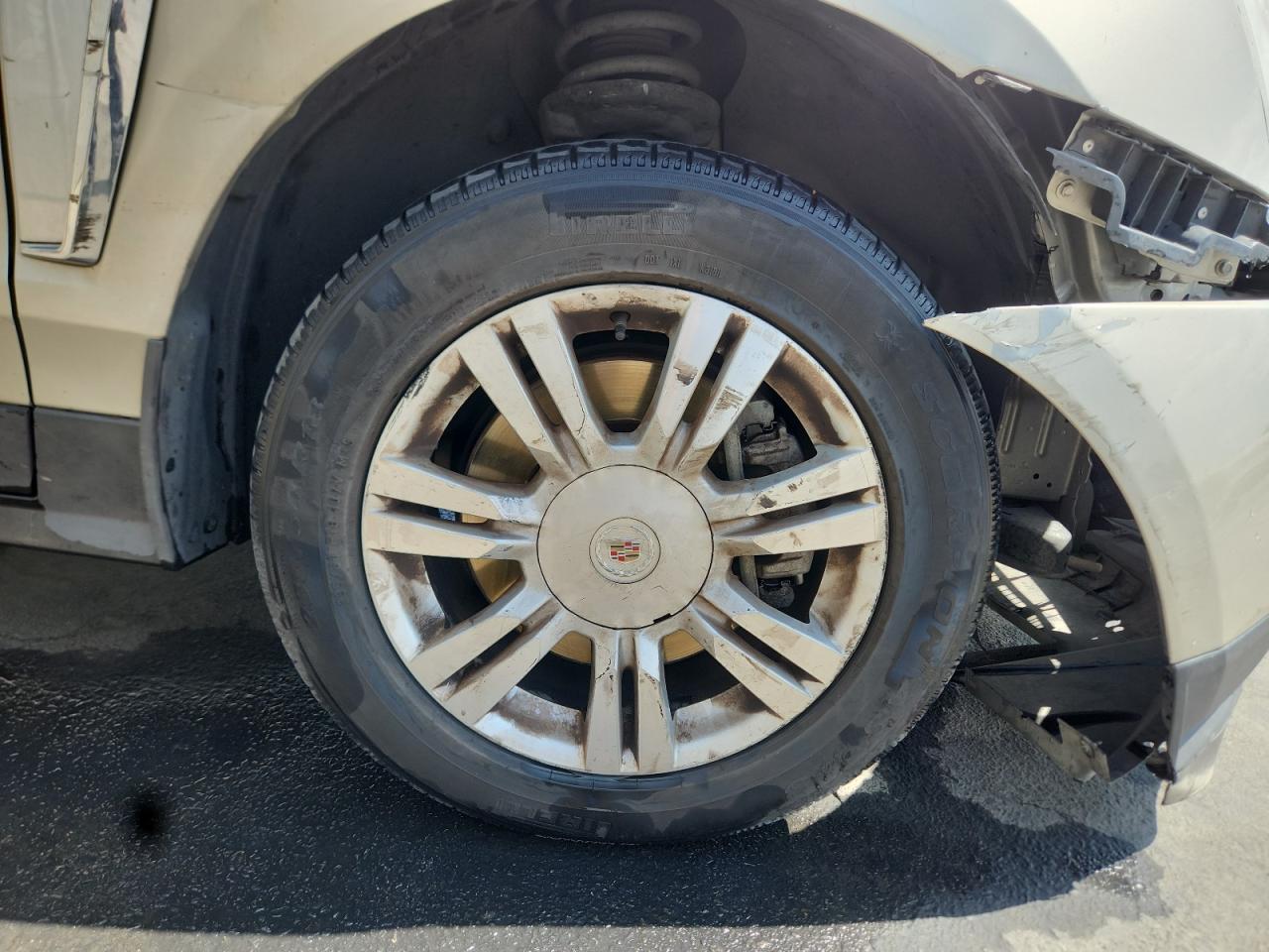 2015 Cadillac Srx Luxury Collection Tan vin: 3GYFNBE34FS584635 Damage: Right Front Wheel, Curb Rash, > 12 Inches