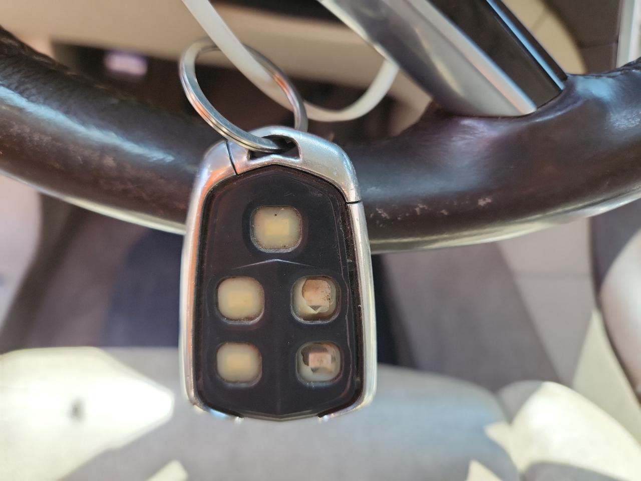2015 Cadillac Srx Luxury Collection Tan vin: 3GYFNBE34FS584635 Damage: Combo Key, Broken, Replacement Required