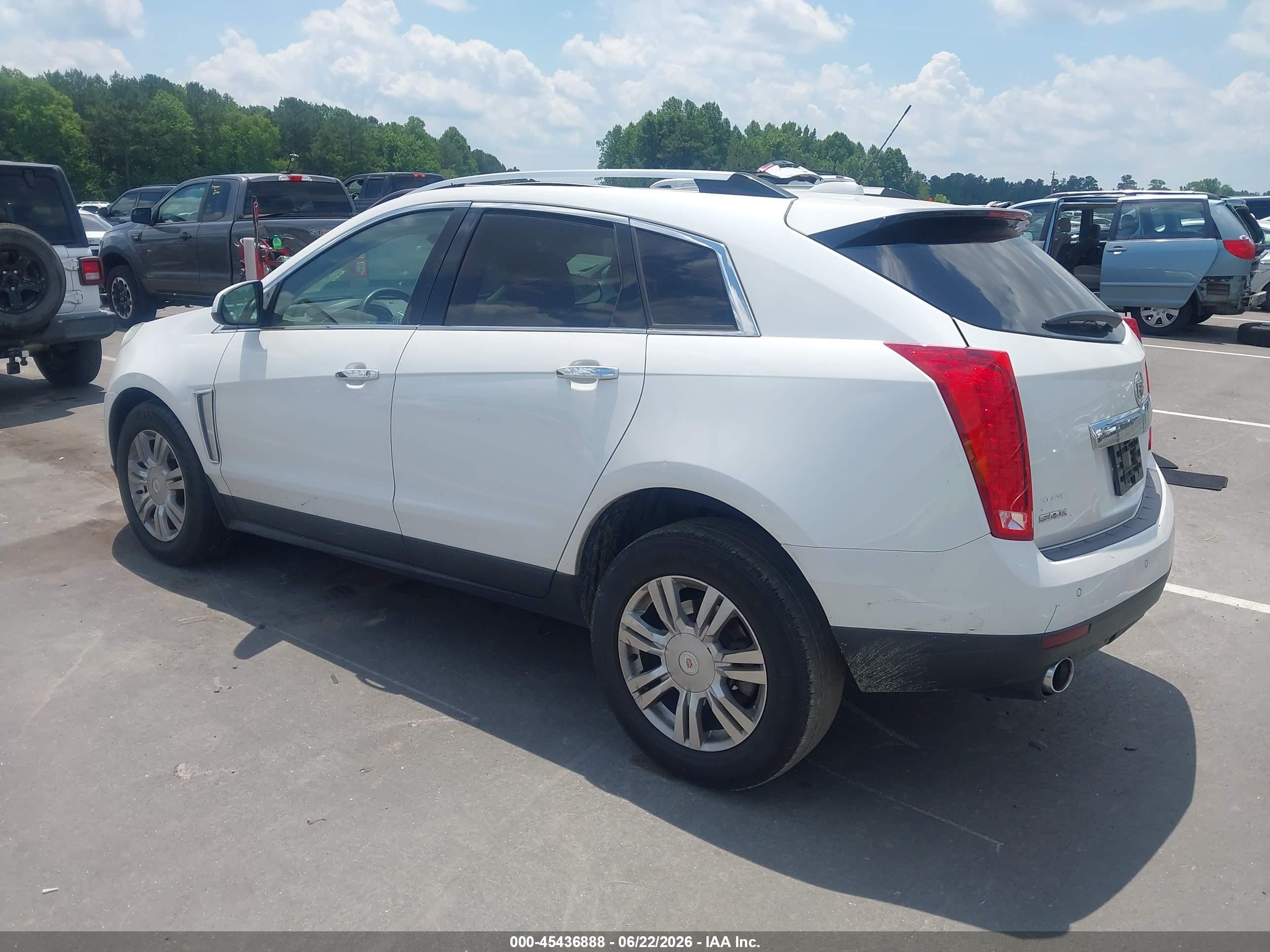 2015 Cadillac Srx Luxury Collection White vin: 3GYFNBE35FS587057