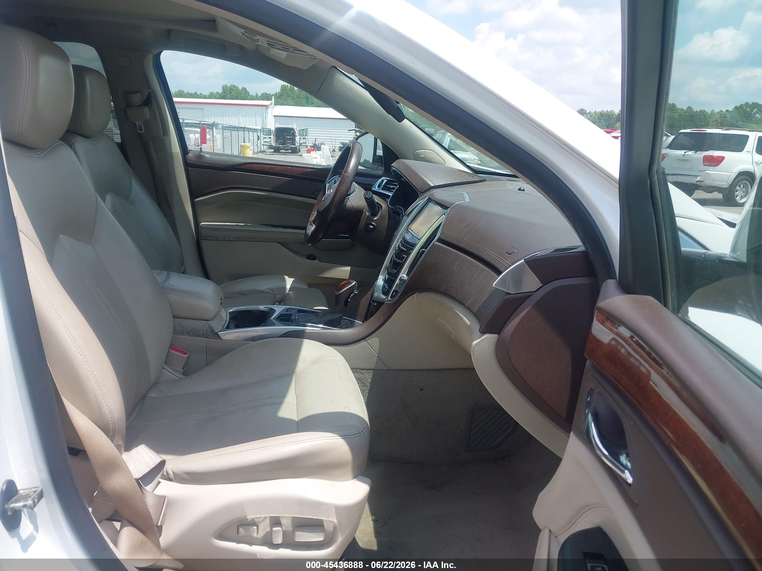 2015 Cadillac Srx Luxury Collection White vin: 3GYFNBE35FS587057