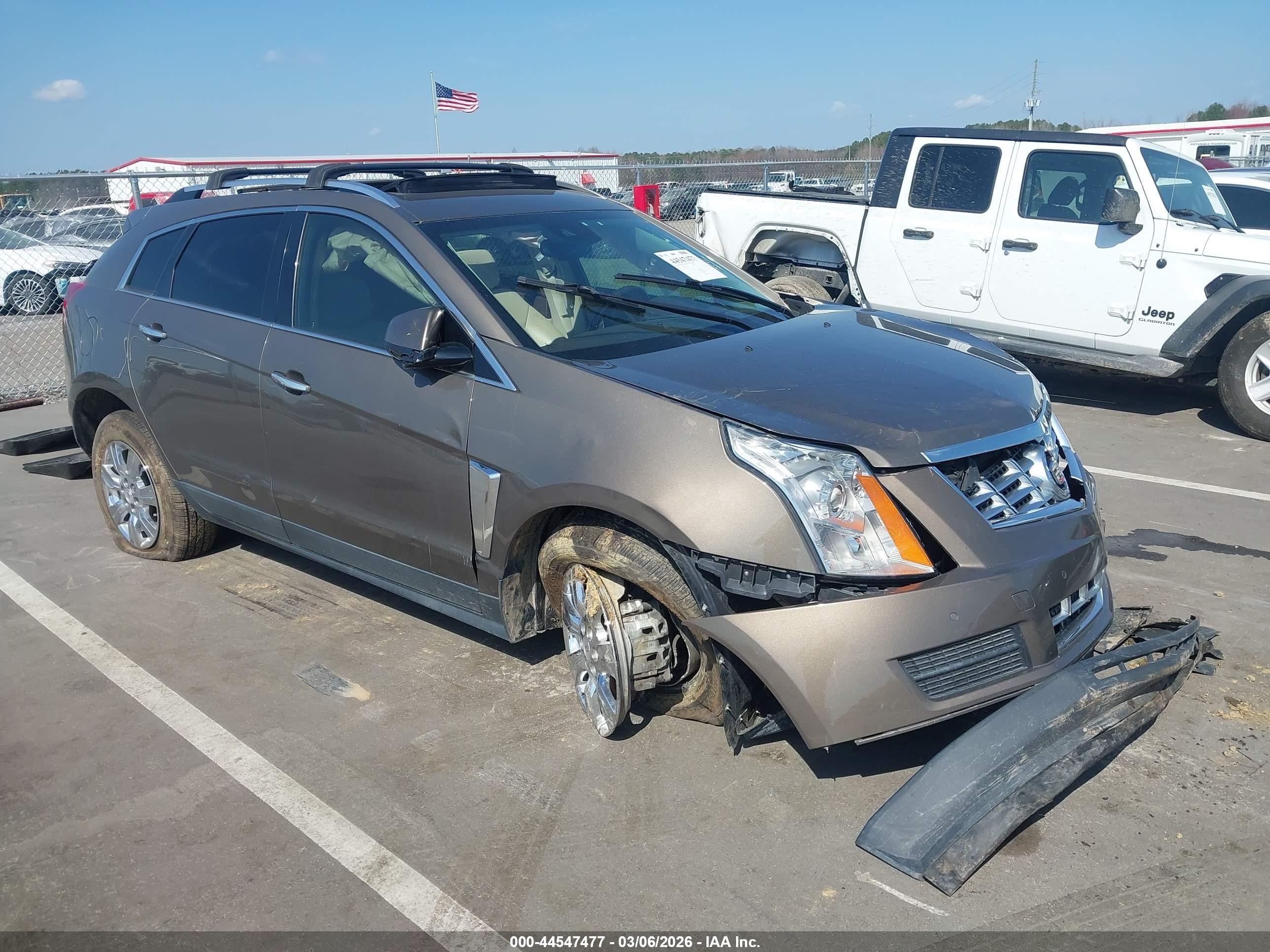 2015 Cadillac Srx Luxury Collection Коричневый vin: 3GYFNBE35FS627962