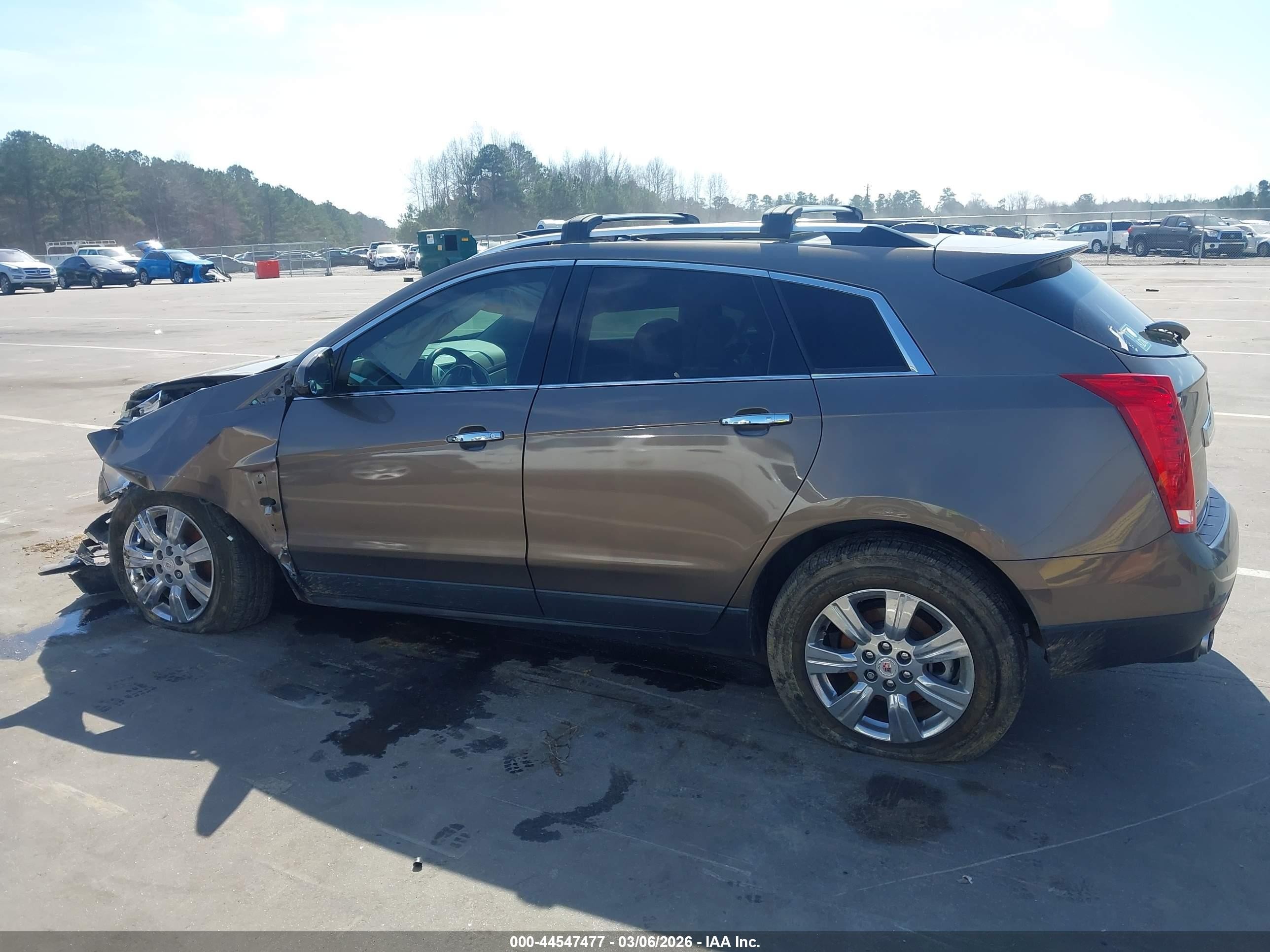 2015 Cadillac Srx Luxury Collection Коричневый vin: 3GYFNBE35FS627962