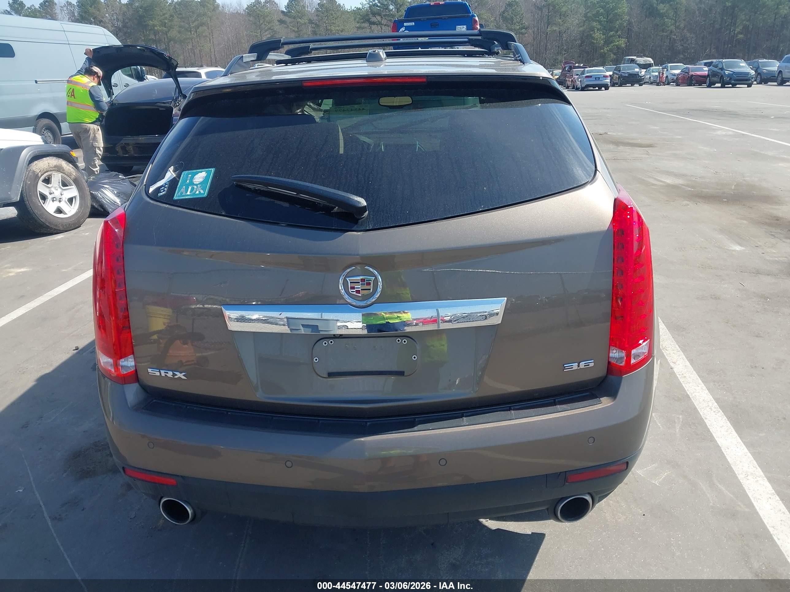 2015 Cadillac Srx Luxury Collection Коричневый vin: 3GYFNBE35FS627962