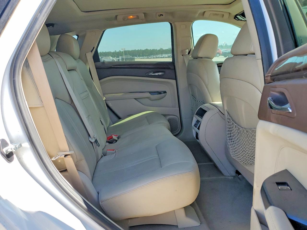 2014 Cadillac Srx Luxury Collection White vin: 3GYFNBE37ES545553