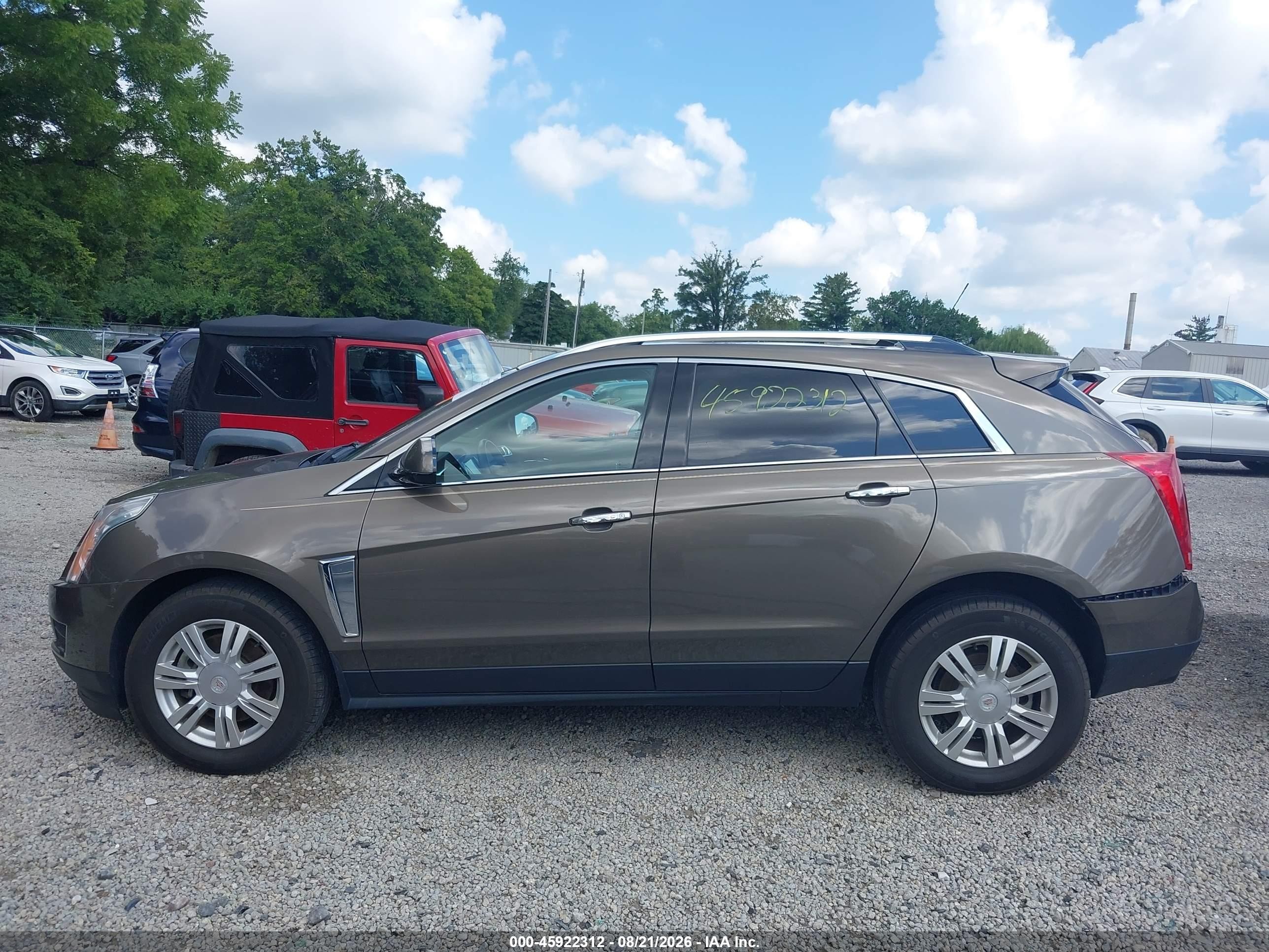 2015 Cadillac Srx Luxury Collection Brown vin: 3GYFNBE37FS604473
