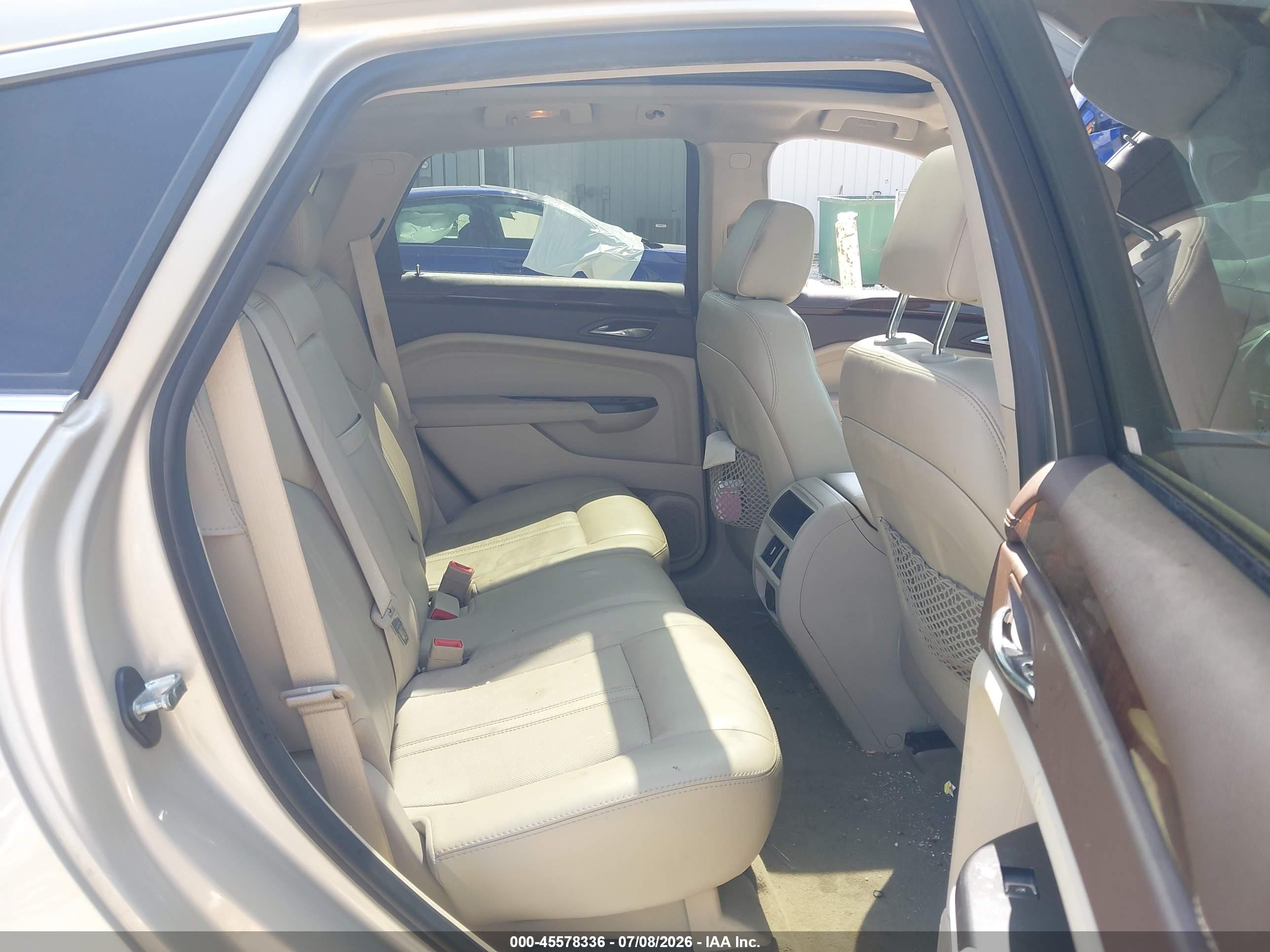2014 Cadillac Srx Luxury Collection Gold vin: 3GYFNBE38ES597693