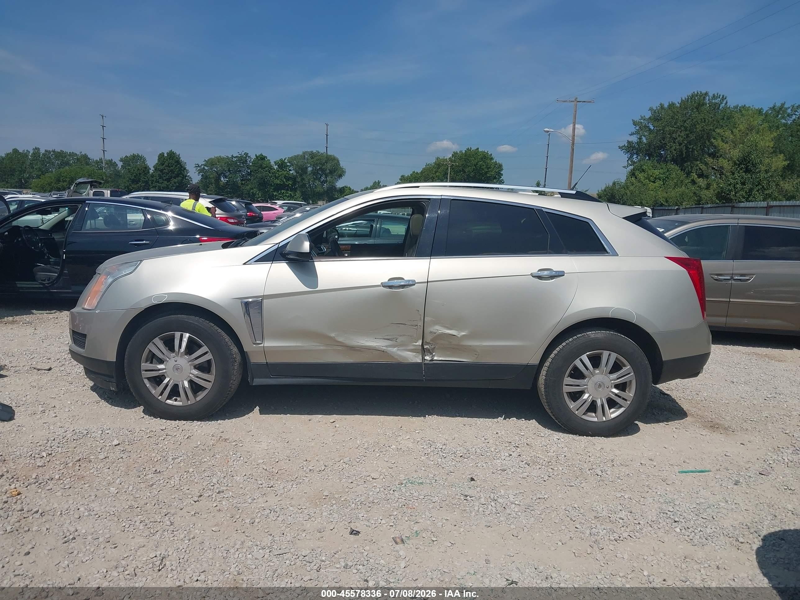 2014 Cadillac Srx Luxury Collection Gold vin: 3GYFNBE38ES597693