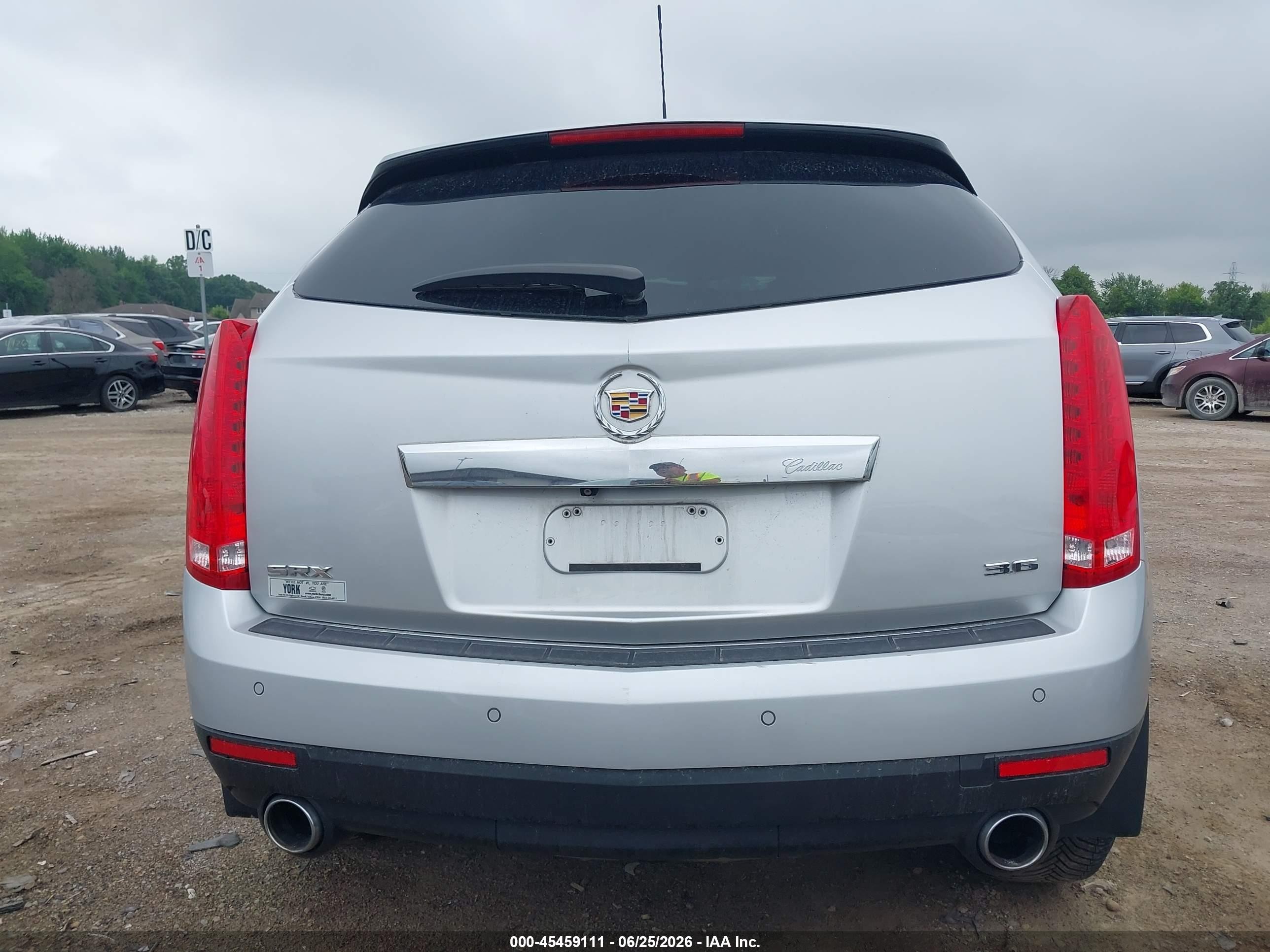 2015 Cadillac Srx Luxury Collection Silver vin: 3GYFNBE38FS547054