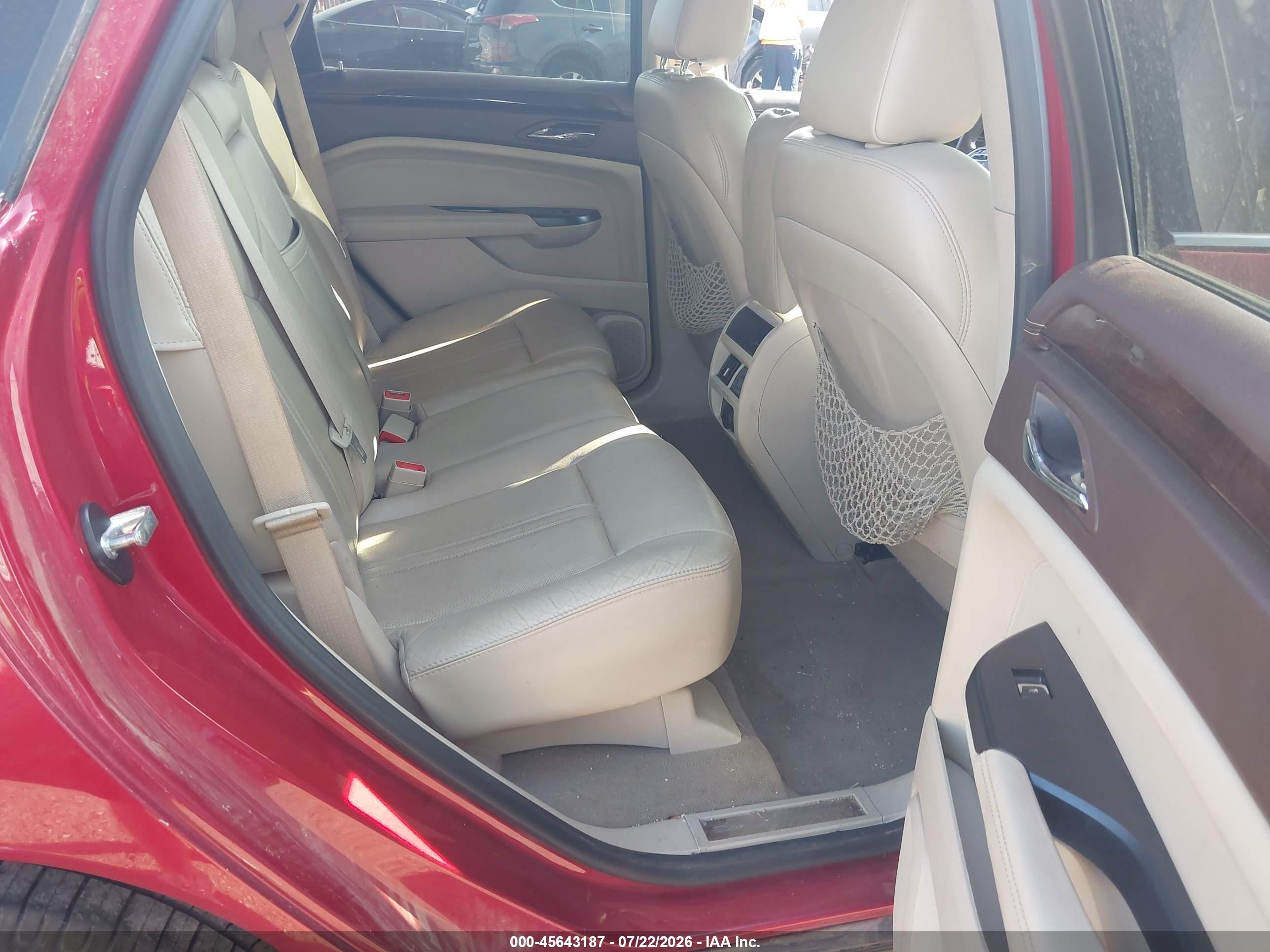 2015 Cadillac Srx Luxury Collection Red vin: 3GYFNBE38FS632136