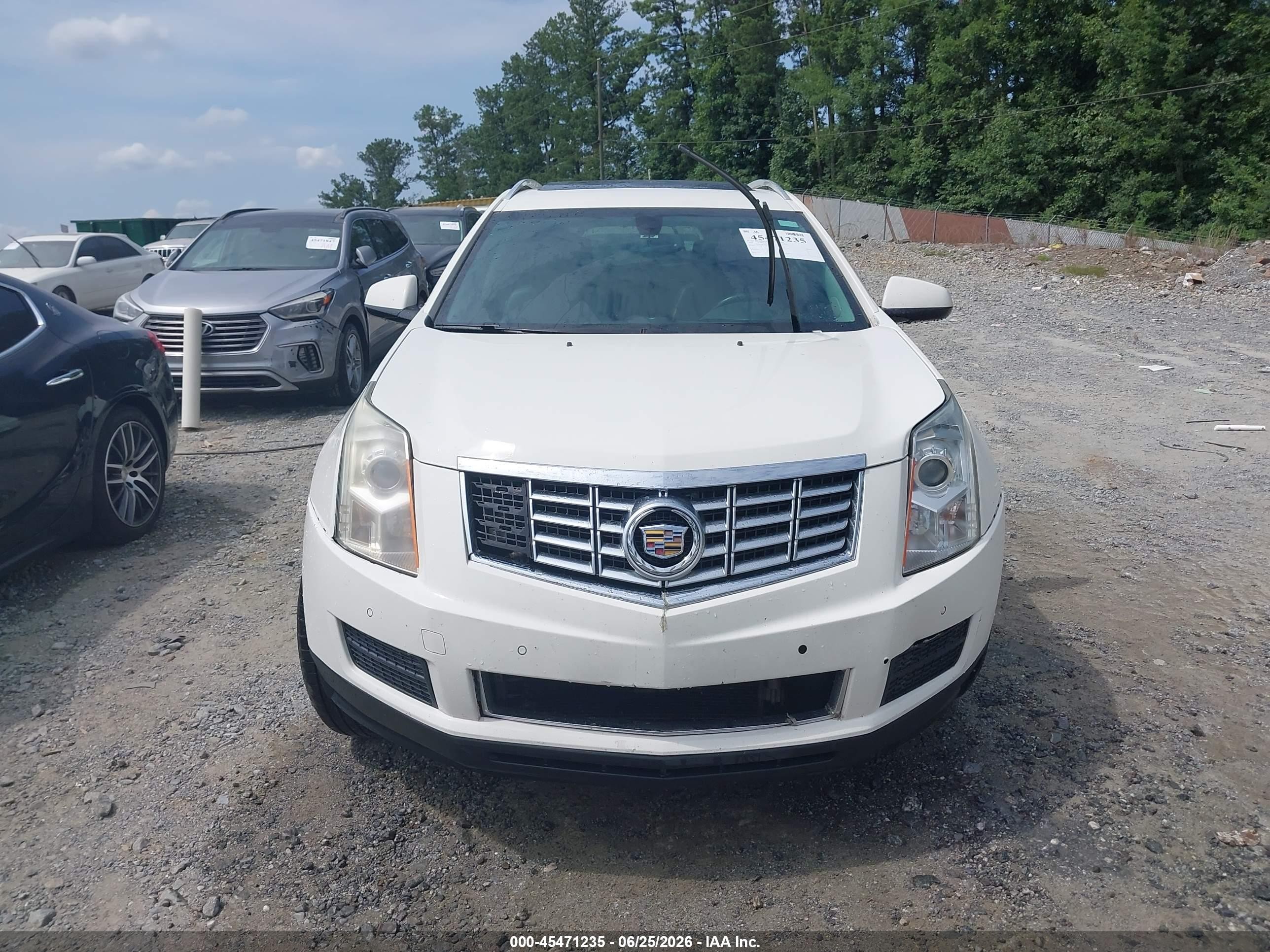 2015 Cadillac Srx Luxury Collection White vin: 3GYFNBE38FS633741