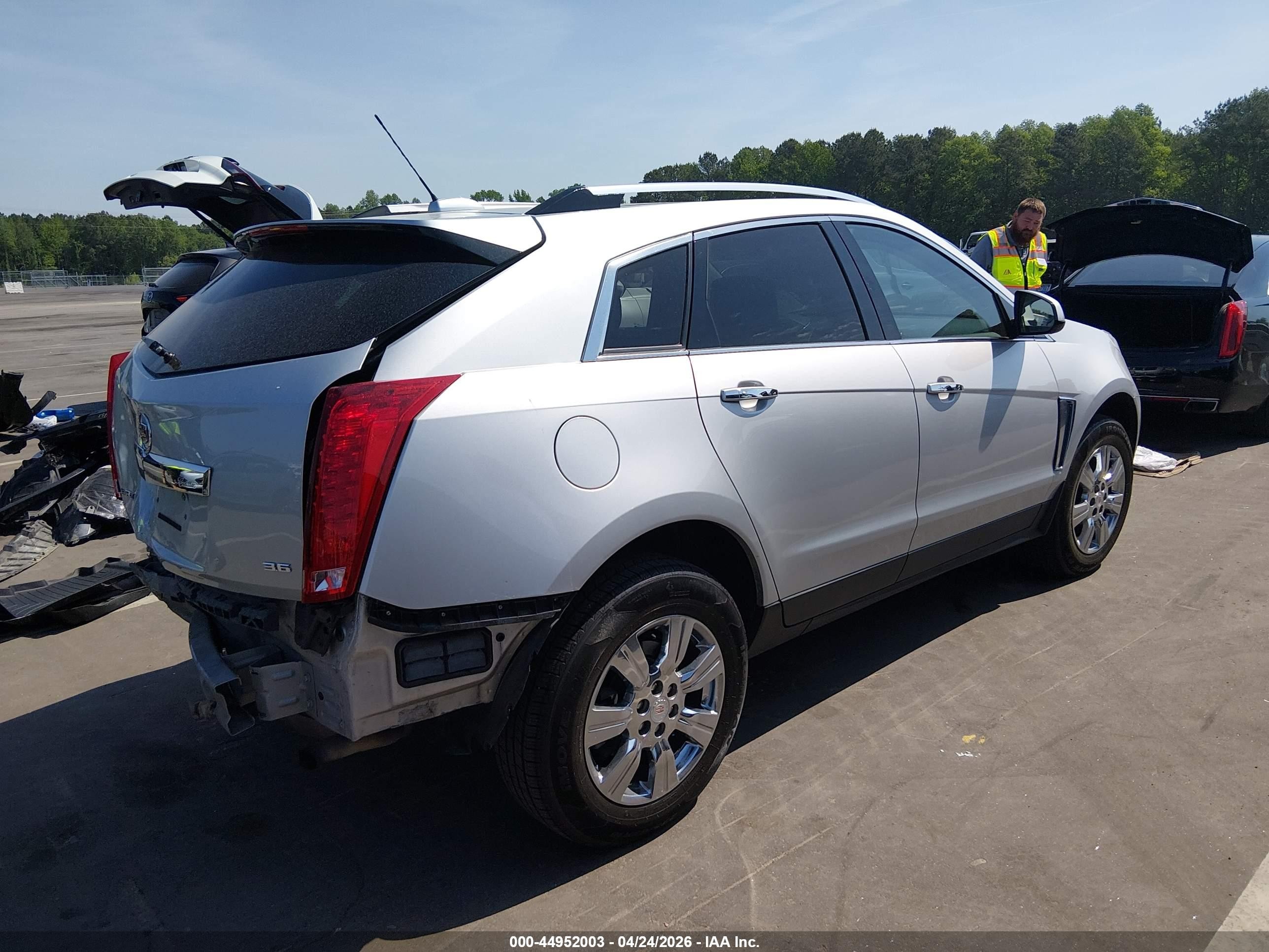 2016 Cadillac Srx Luxury Collection Silver vin: 3GYFNBE38GS529204