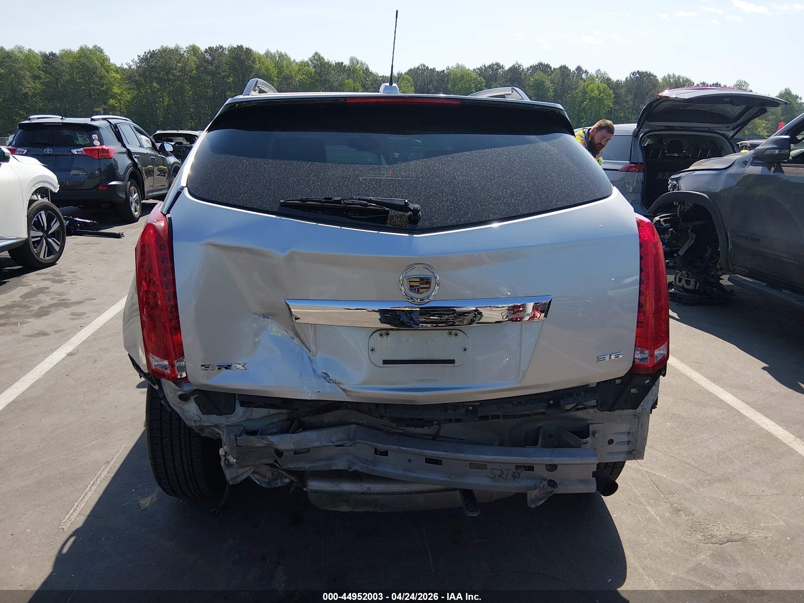 2016 Cadillac Srx Luxury Collection Silver vin: 3GYFNBE38GS529204
