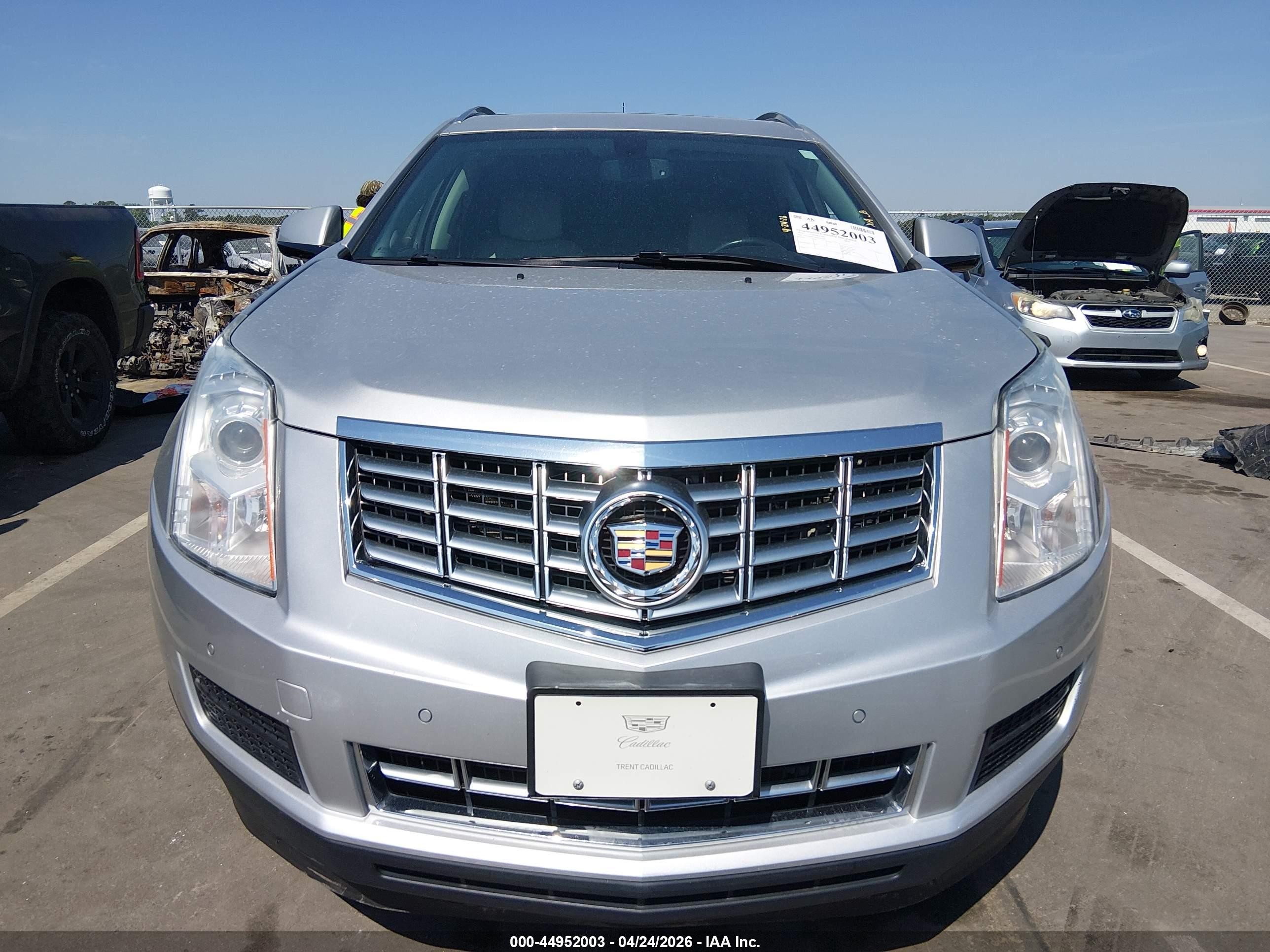 2016 Cadillac Srx Luxury Collection Silver vin: 3GYFNBE38GS529204