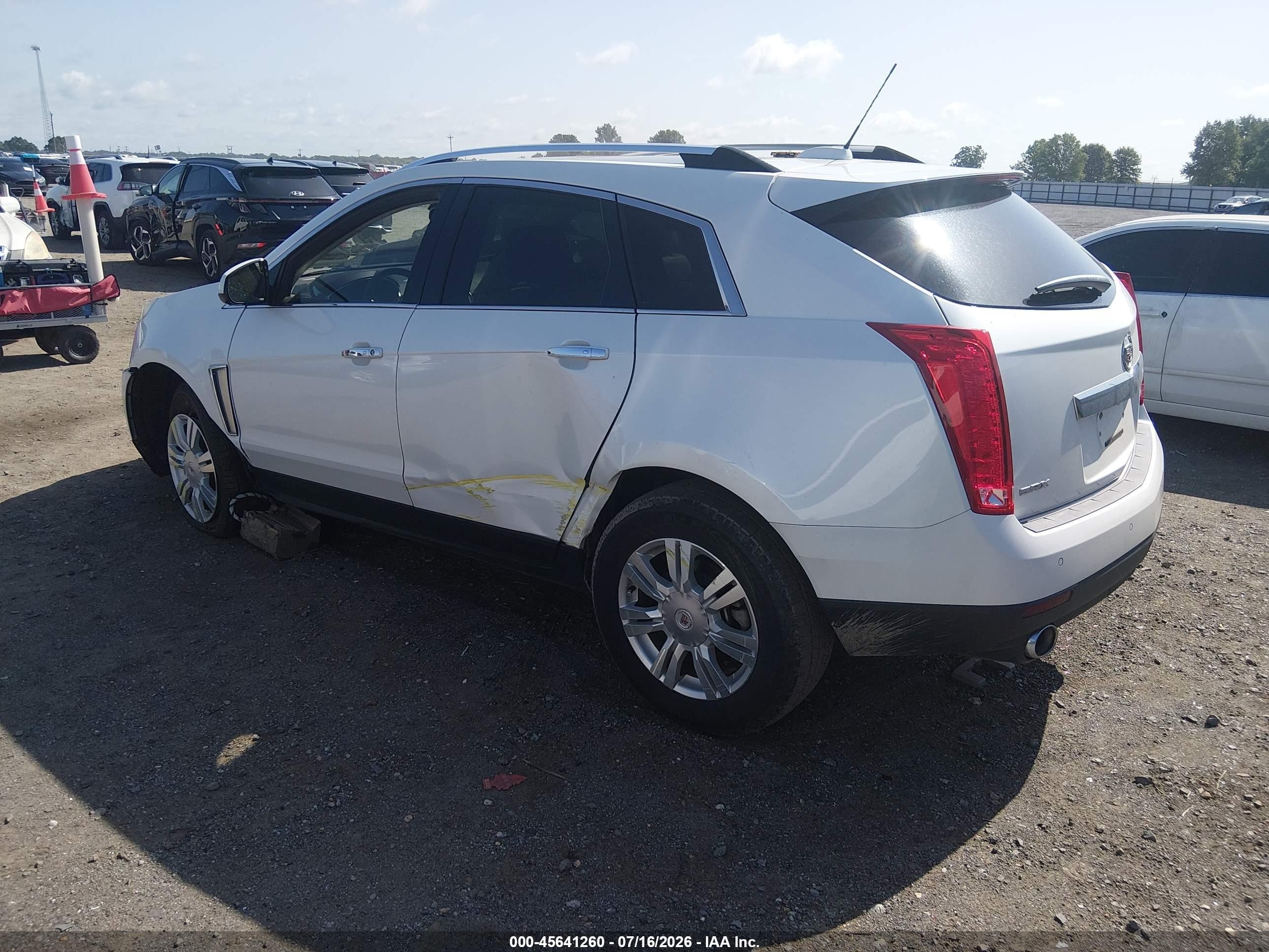 2015 Cadillac Srx Luxury Collection White vin: 3GYFNBE39FS555857