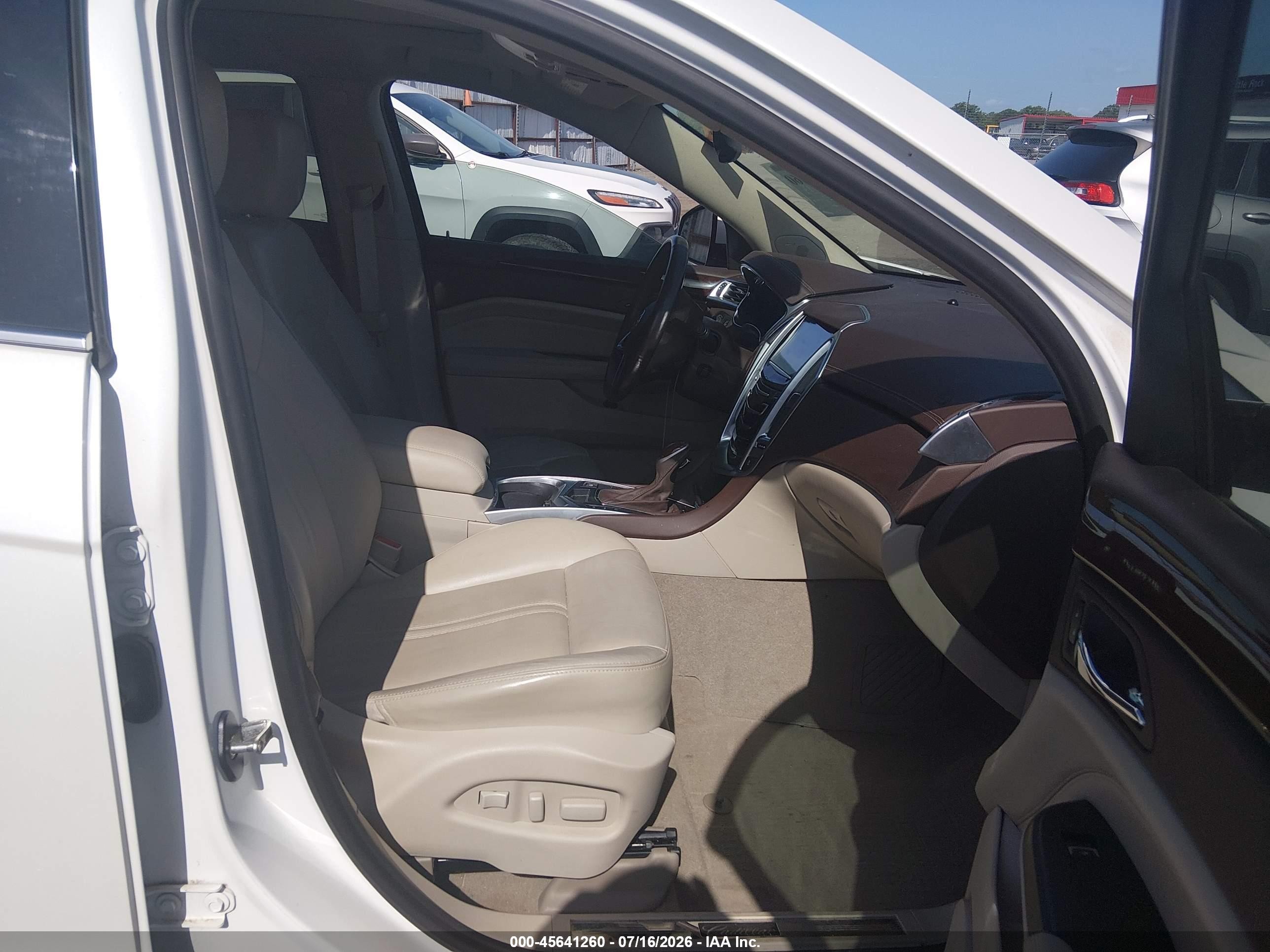2015 Cadillac Srx Luxury Collection White vin: 3GYFNBE39FS555857