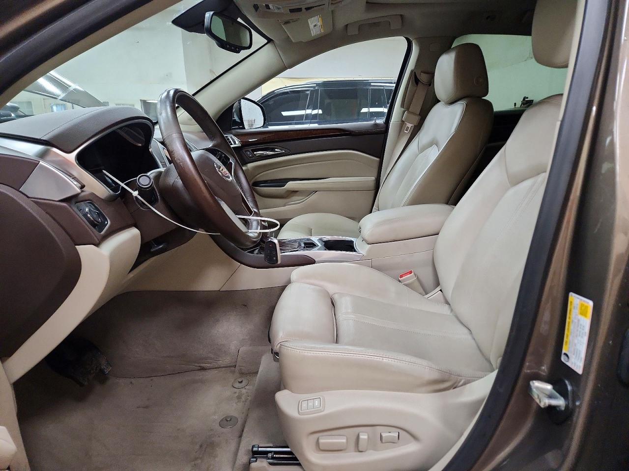 2015 Cadillac Srx Luxury Collection Tan vin: 3GYFNBE39FS607648