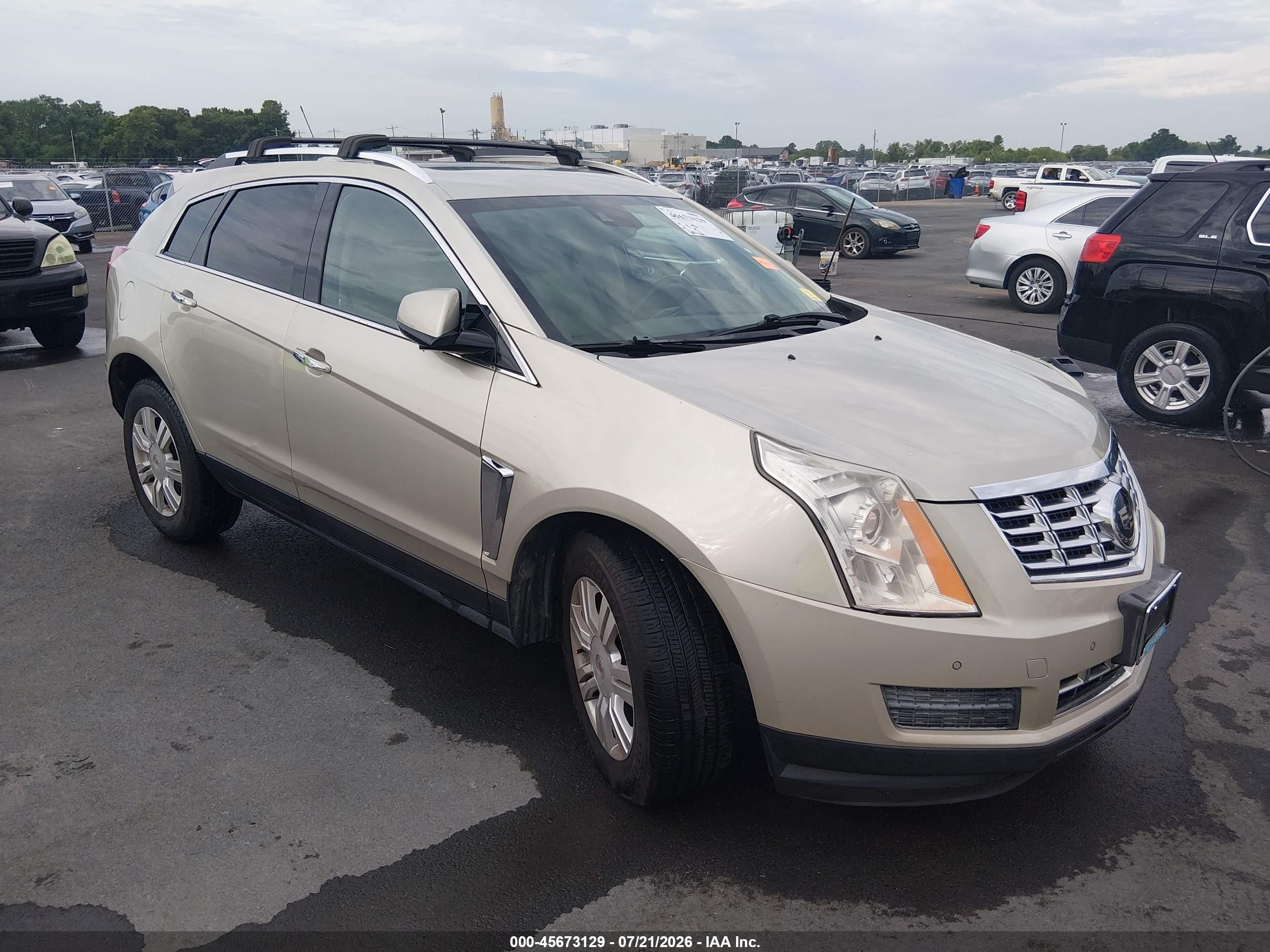 2015 Cadillac Srx Luxury Collection Золотой vin: 3GYFNBE3XFS525332