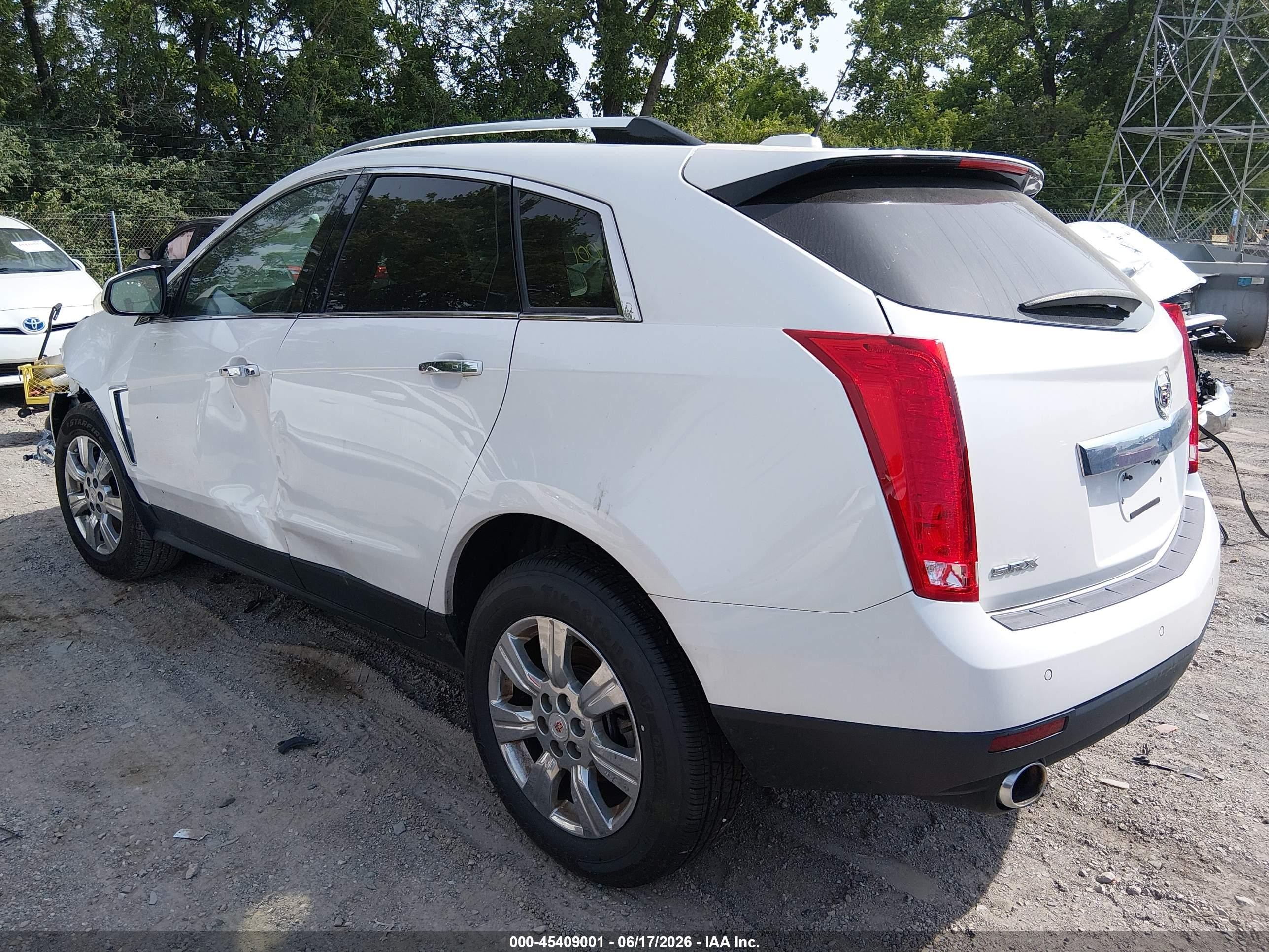 2015 Cadillac Srx Luxury Collection White vin: 3GYFNBE3XFS526027