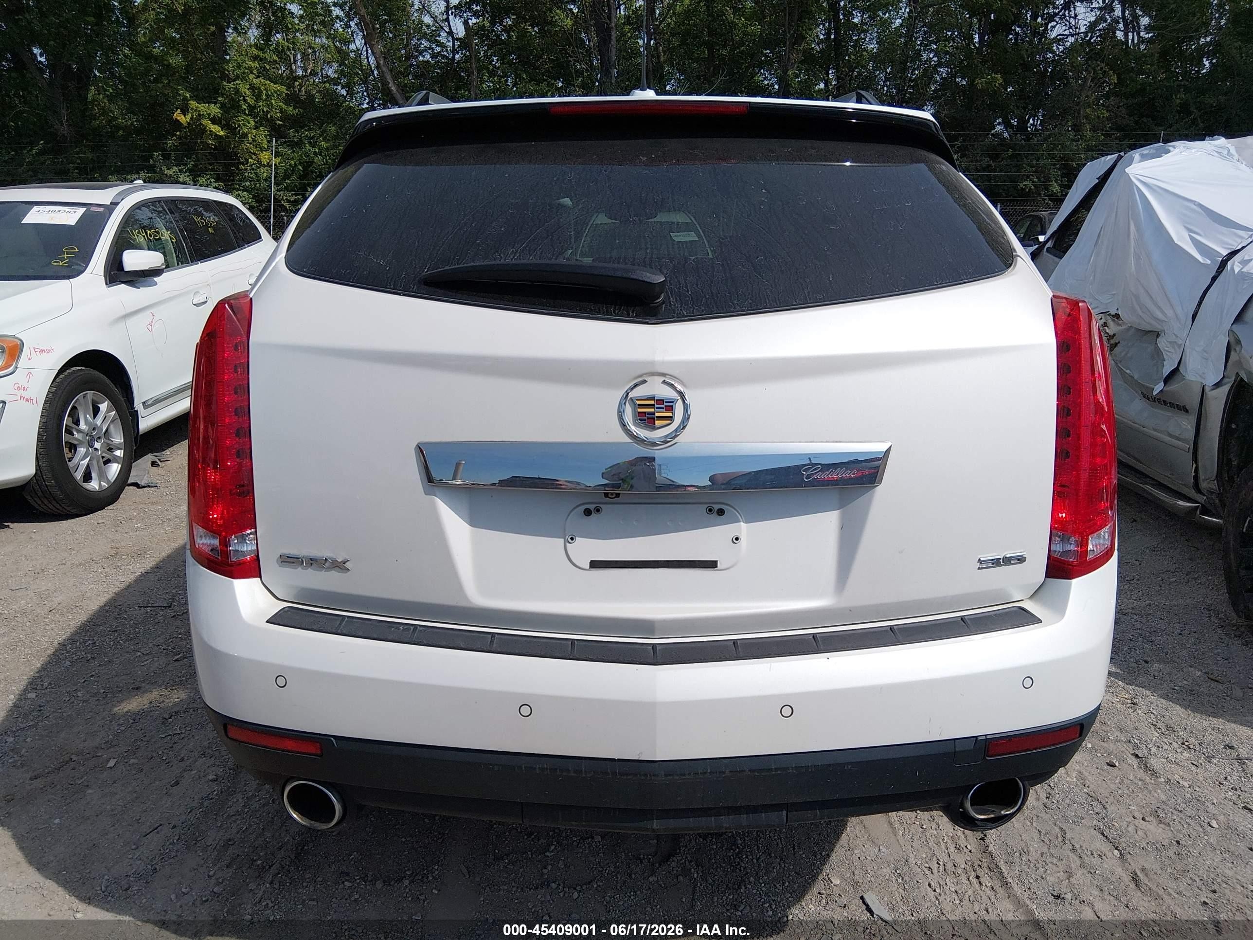 2015 Cadillac Srx Luxury Collection White vin: 3GYFNBE3XFS526027