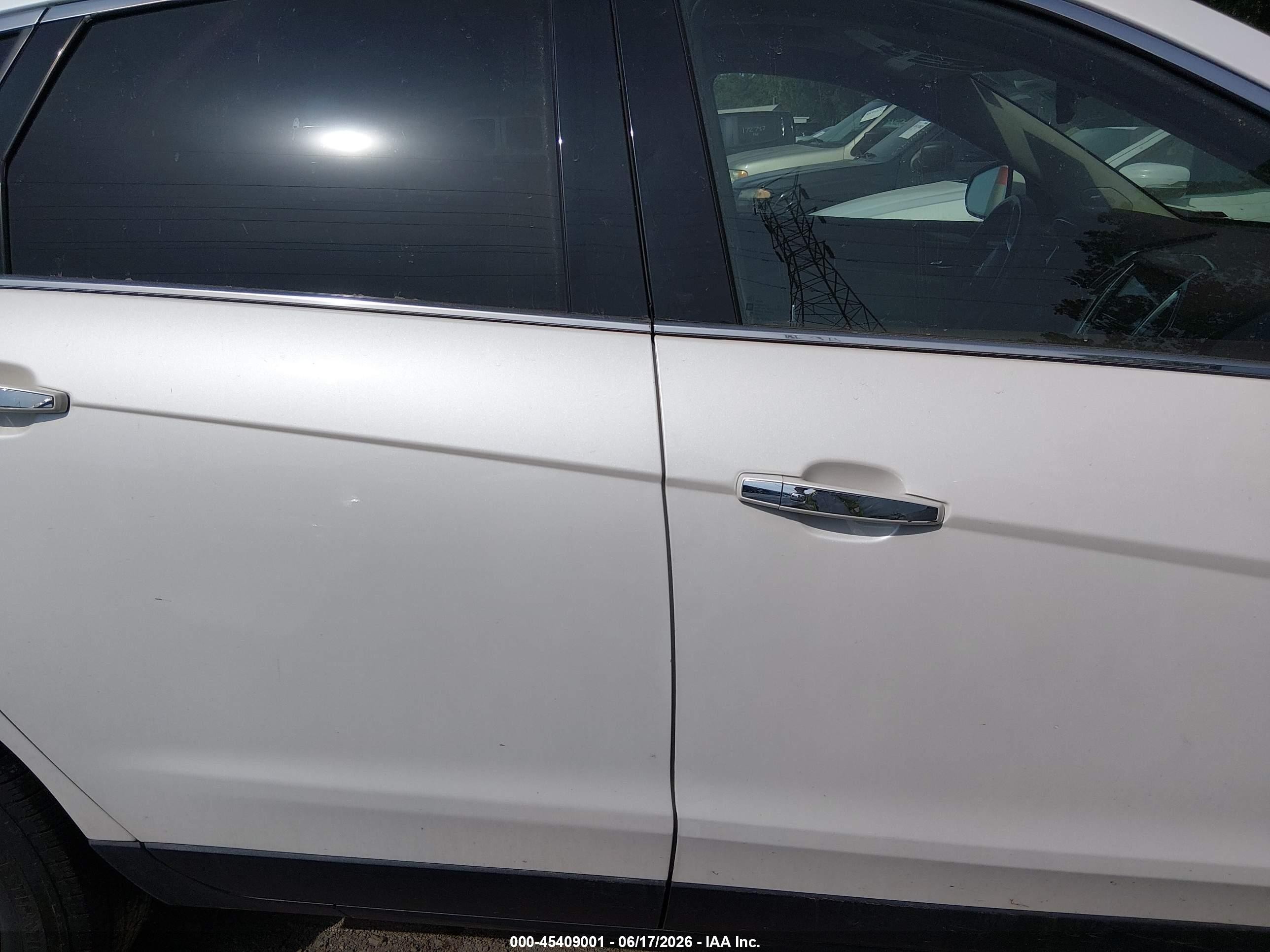 2015 Cadillac Srx Luxury Collection White vin: 3GYFNBE3XFS526027