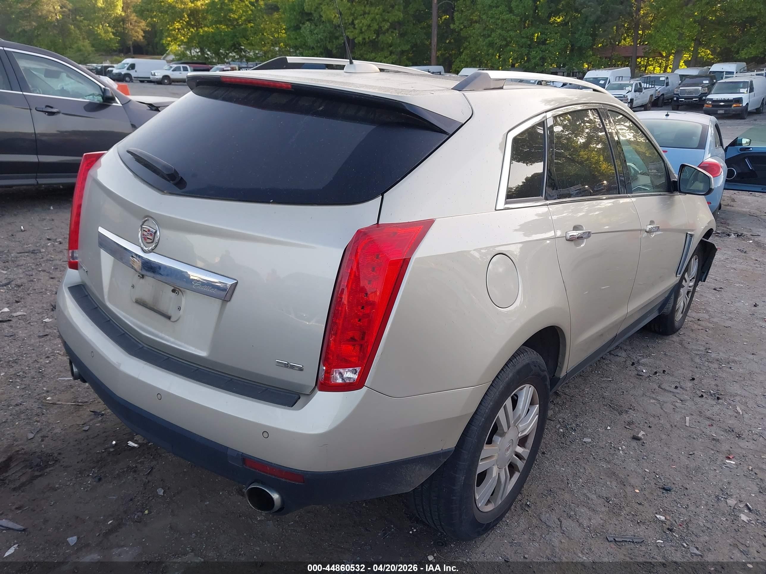 2015 Cadillac Srx Luxury Collection Champagne vin: 3GYFNBE3XFS529641