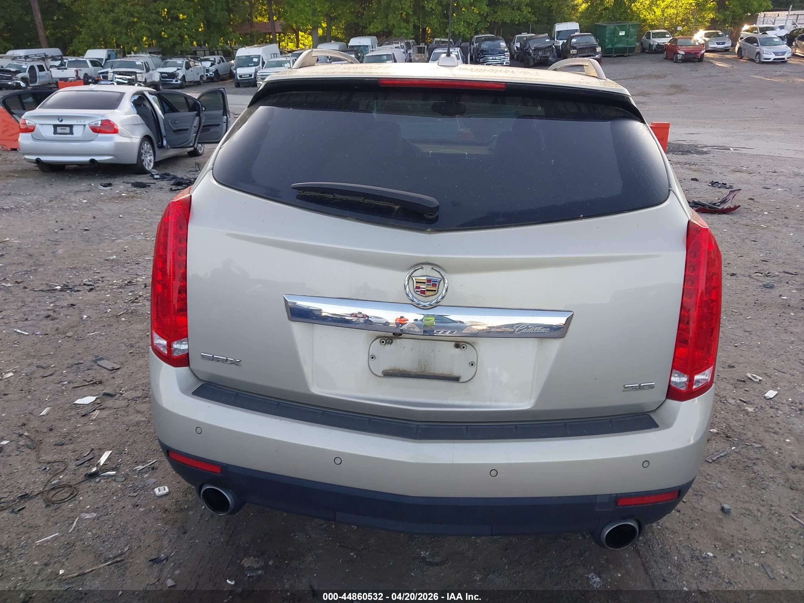 2015 Cadillac Srx Luxury Collection Champagne vin: 3GYFNBE3XFS529641