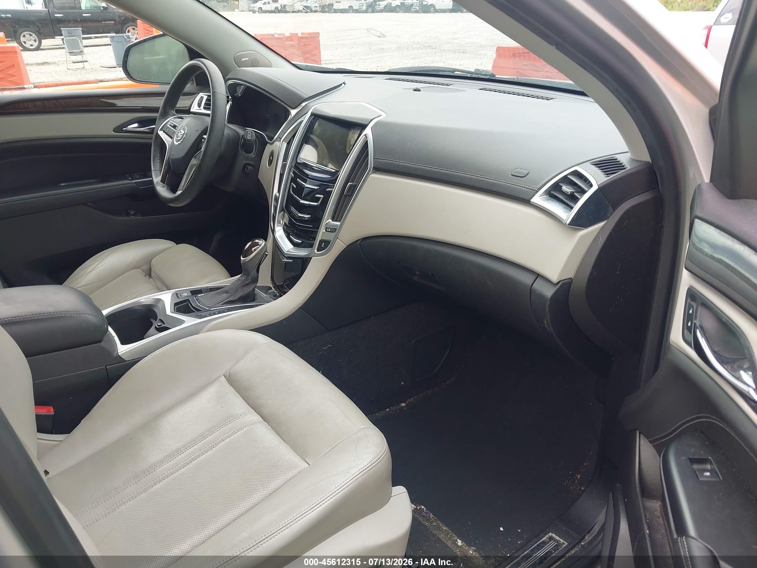 2013 Cadillac Srx Luxury Collection Silver vin: 3GYFNCE31DS516506