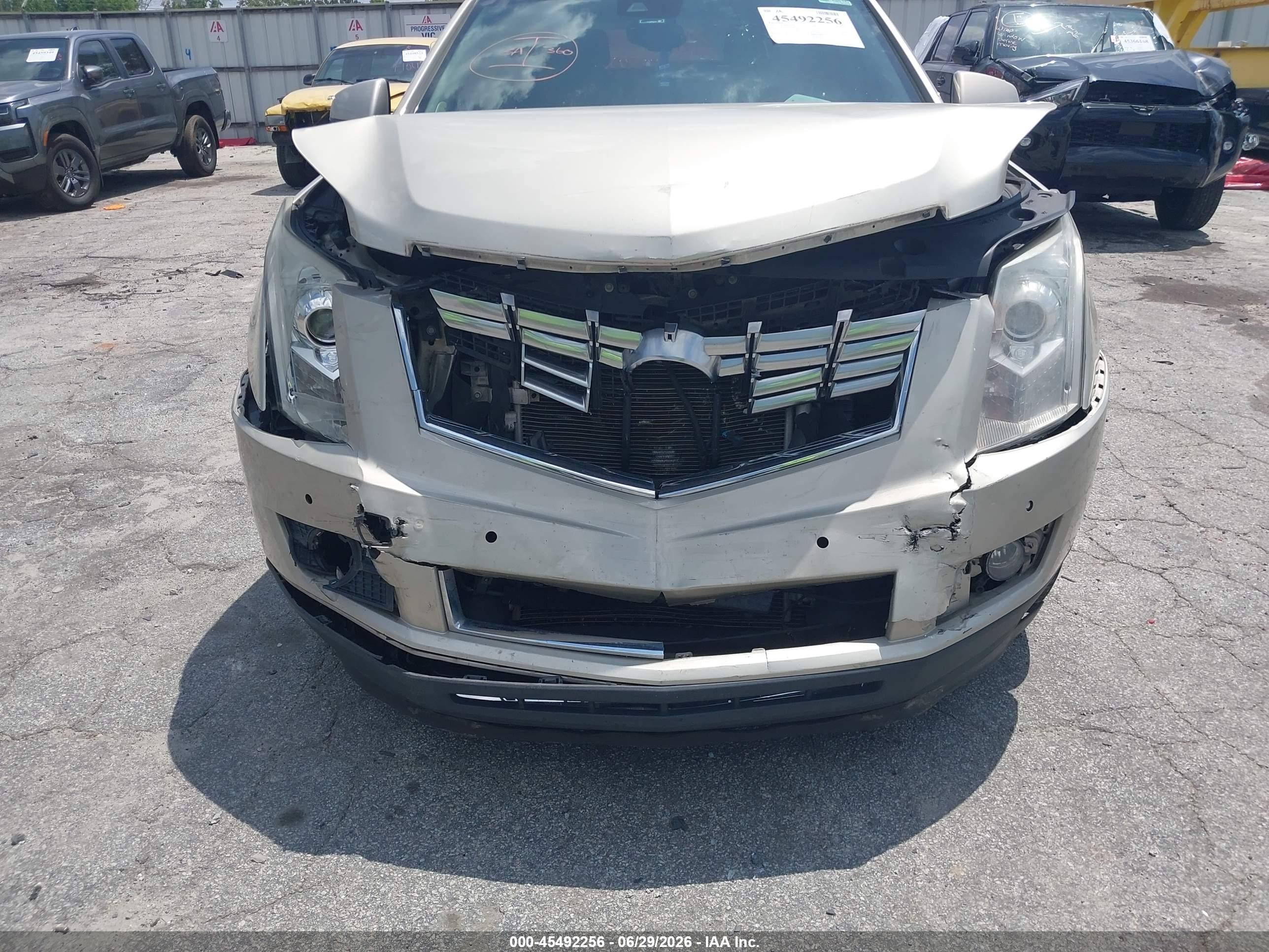 2015 Cadillac Srx Performance Collection Beige vin: 3GYFNCE31FS570987