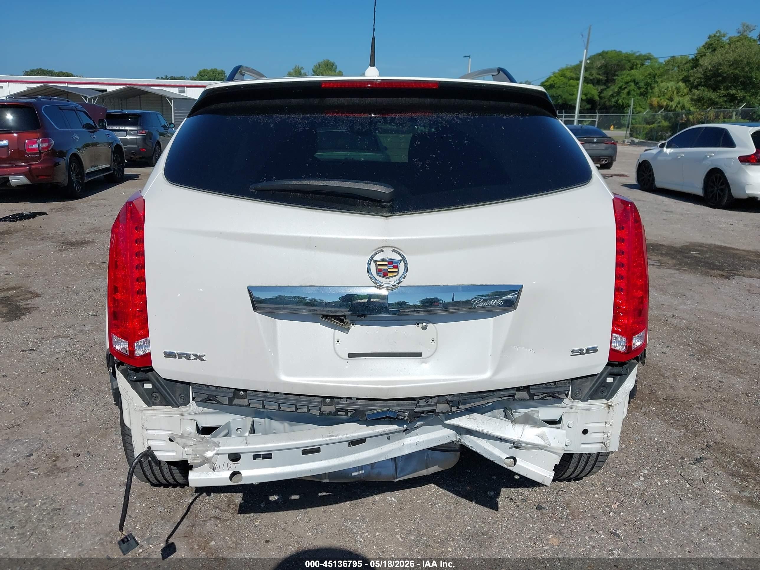 2013 Cadillac Srx Luxury Collection White vin: 3GYFNCE33DS628224