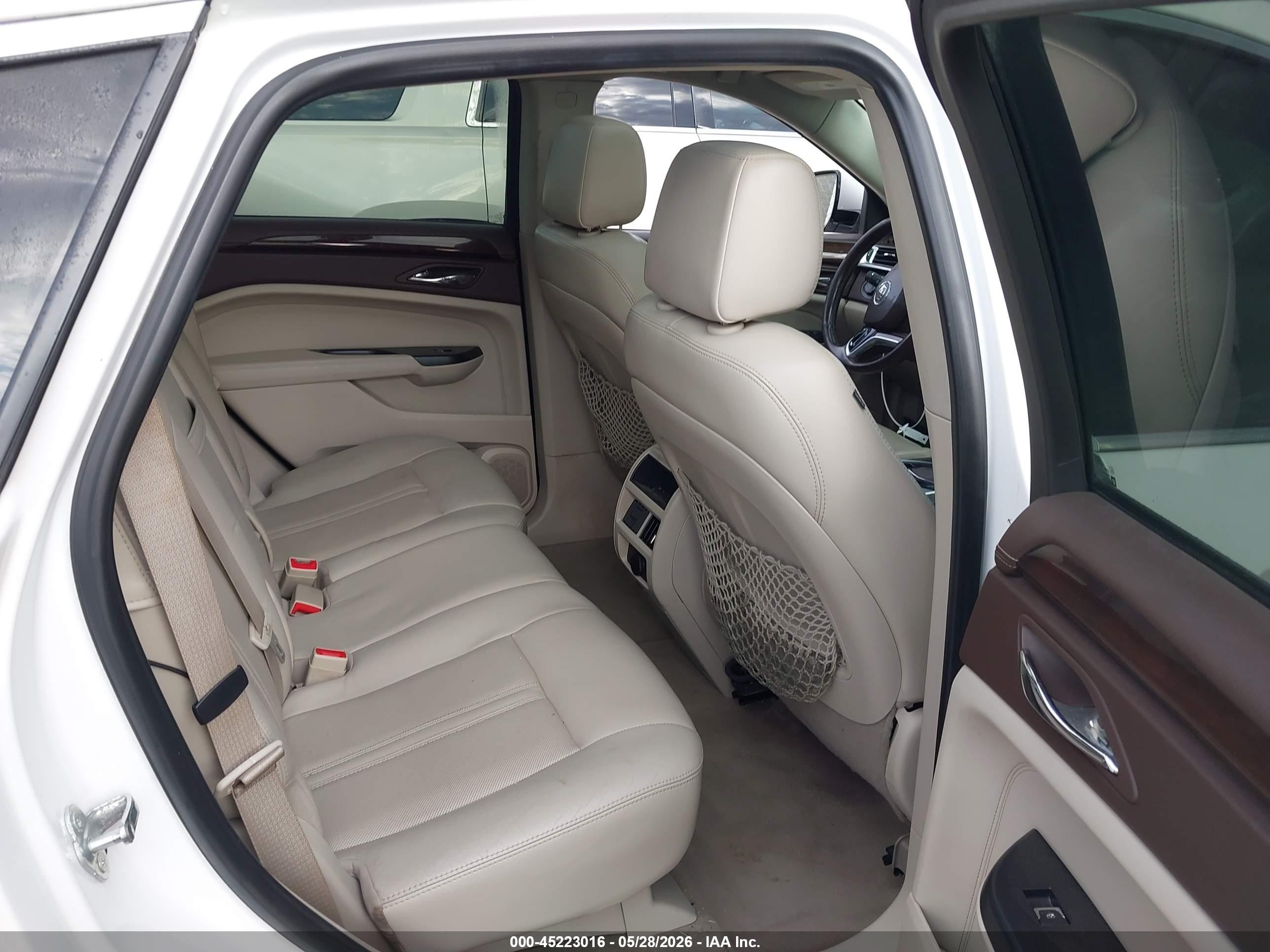 2014 Cadillac Srx Performance Collection White vin: 3GYFNCE33ES545071
