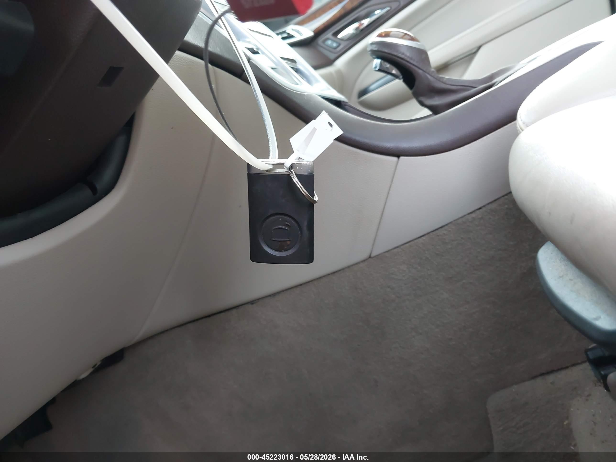 2014 Cadillac Srx Performance Collection White vin: 3GYFNCE33ES545071