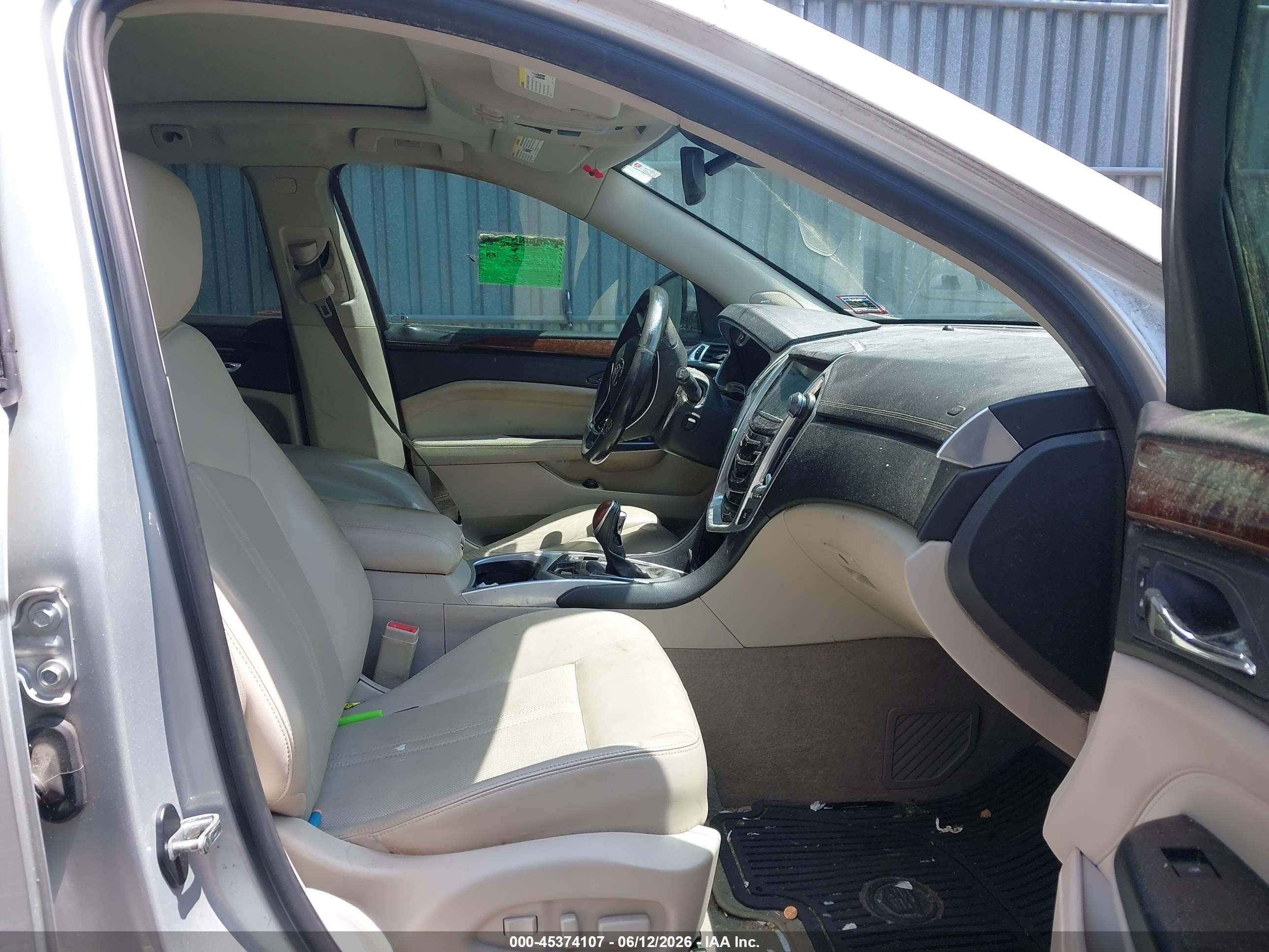 2013 Cadillac Srx Luxury Collection Silver vin: 3GYFNCE34DS641094
