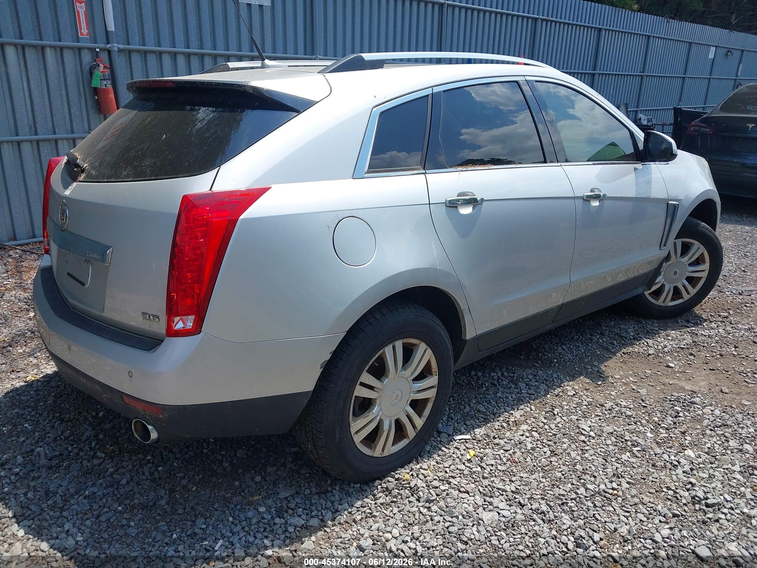 2013 Cadillac Srx Luxury Collection Silver vin: 3GYFNCE34DS641094