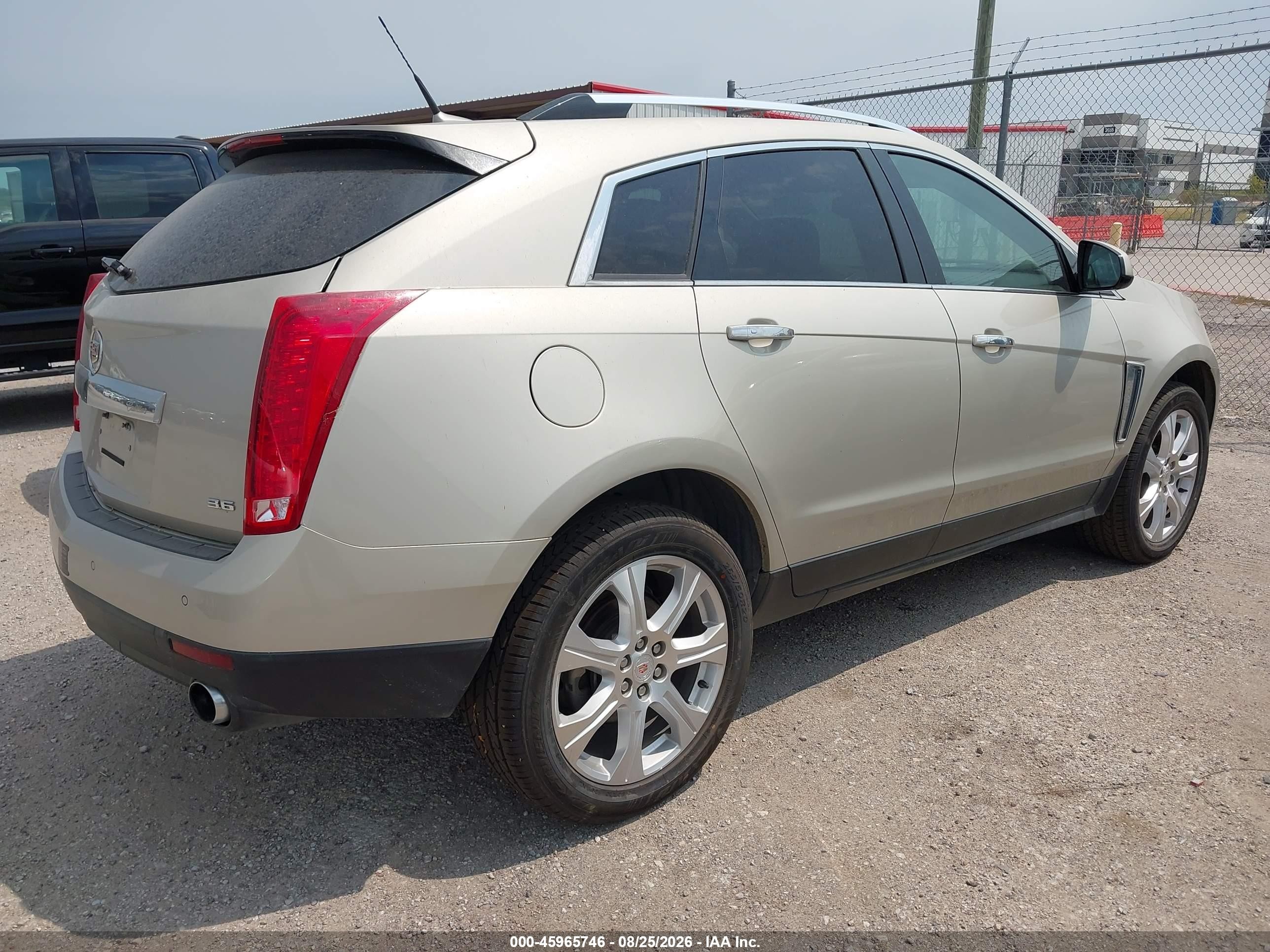 2014 Cadillac Srx Performance Collection Бежевый vin: 3GYFNCE37ES522862