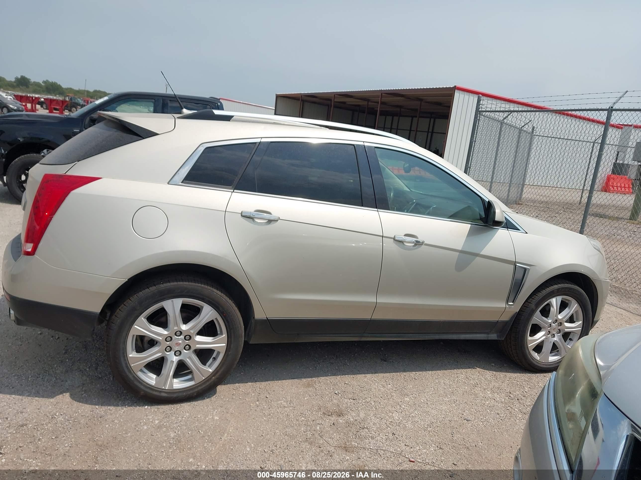 2014 Cadillac Srx Performance Collection Бежевый vin: 3GYFNCE37ES522862