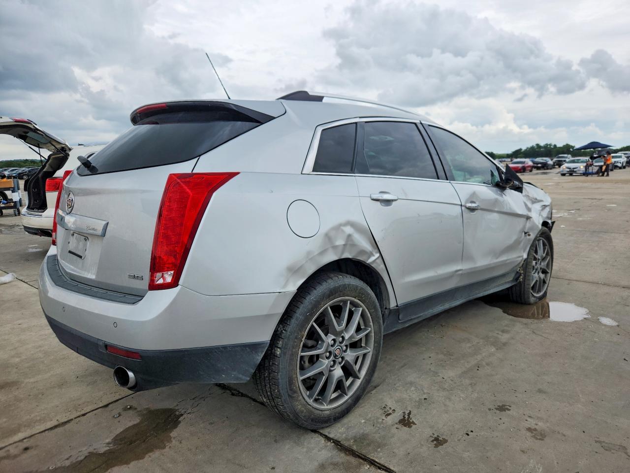 2015 Cadillac Srx Performance Collection Серебряный vin: 3GYFNCE37FS583534