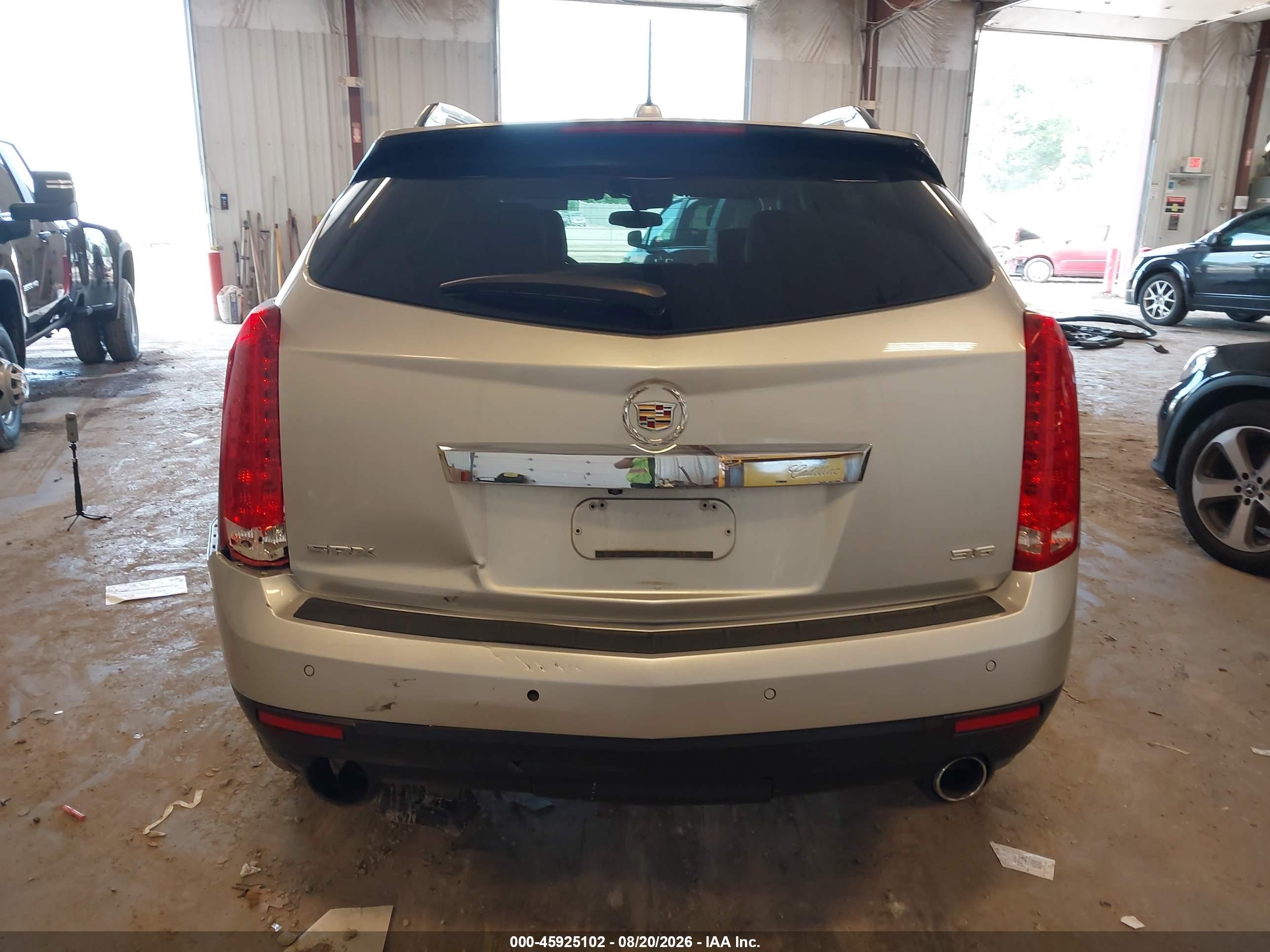 2015 Cadillac Srx Performance Collection Серебряный vin: 3GYFNCE39FS620308