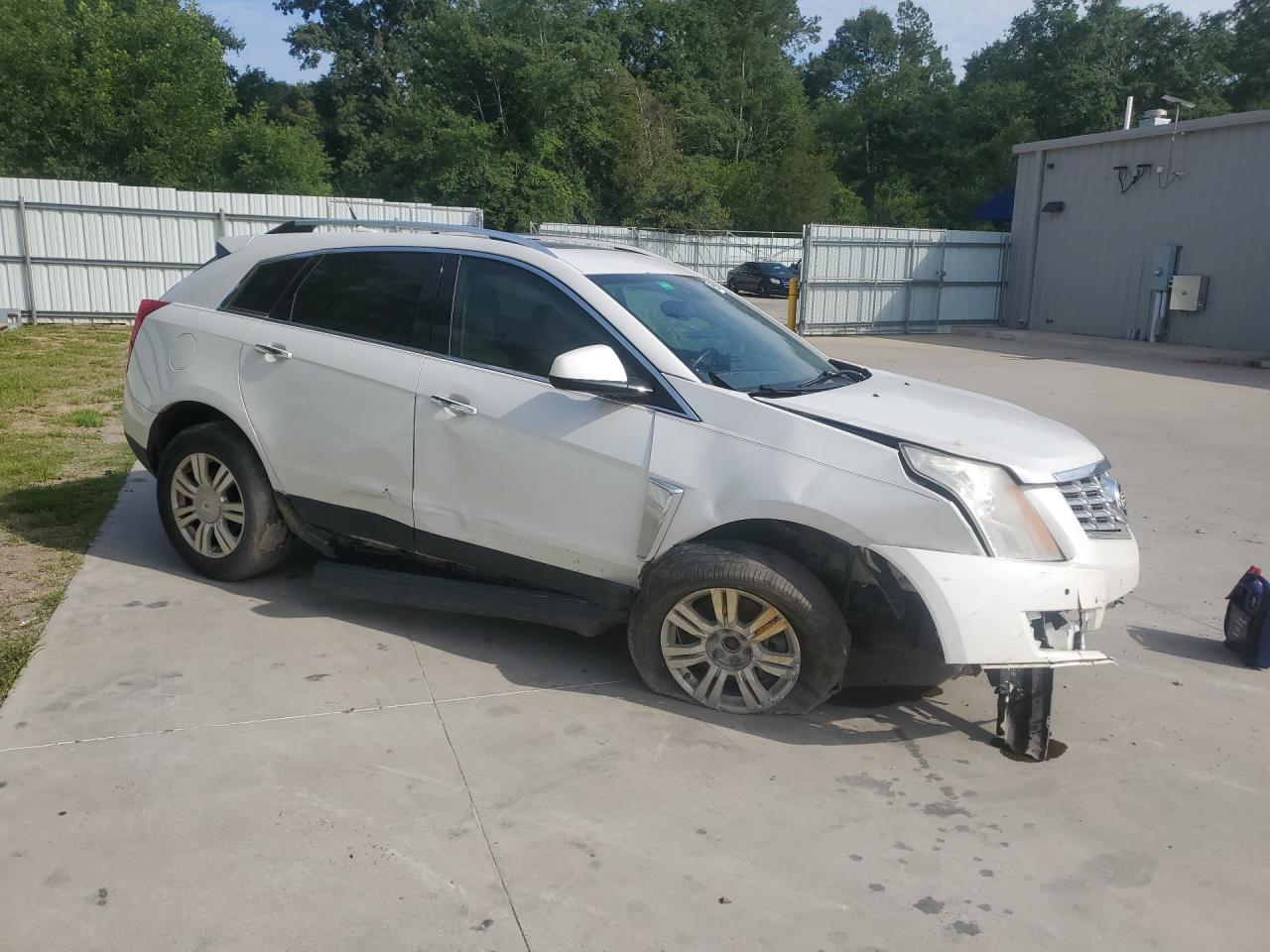 2013 Cadillac Srx Luxury Collection White vin: 3GYFNCE3XDS597568 Damage: Right Rocker Panel Molding, Broken, Replacement Required