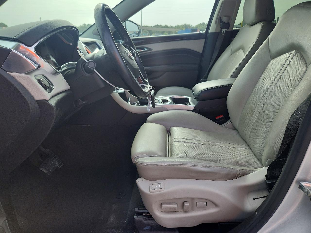 2013 Cadillac Srx Luxury Collection Серебряный vin: 3GYFNCE3XDS654481