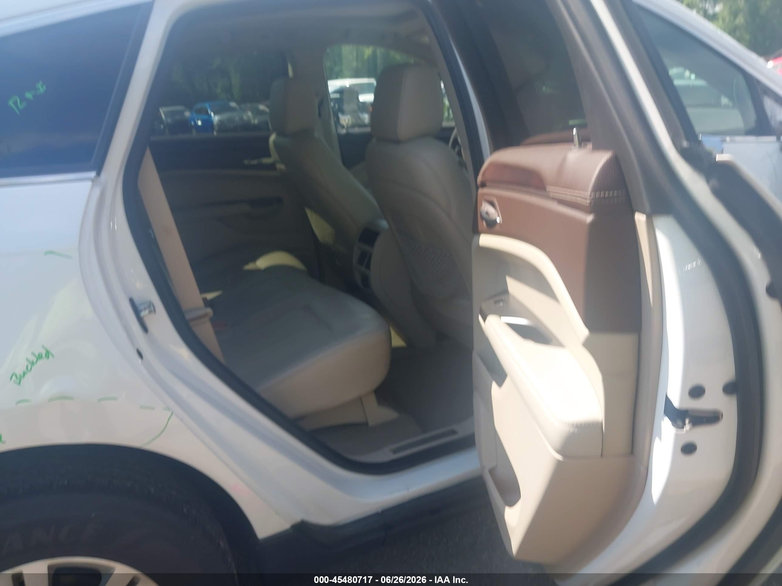 2012 Cadillac Srx Luxury Collection White vin: 3GYFNDE31CS604234